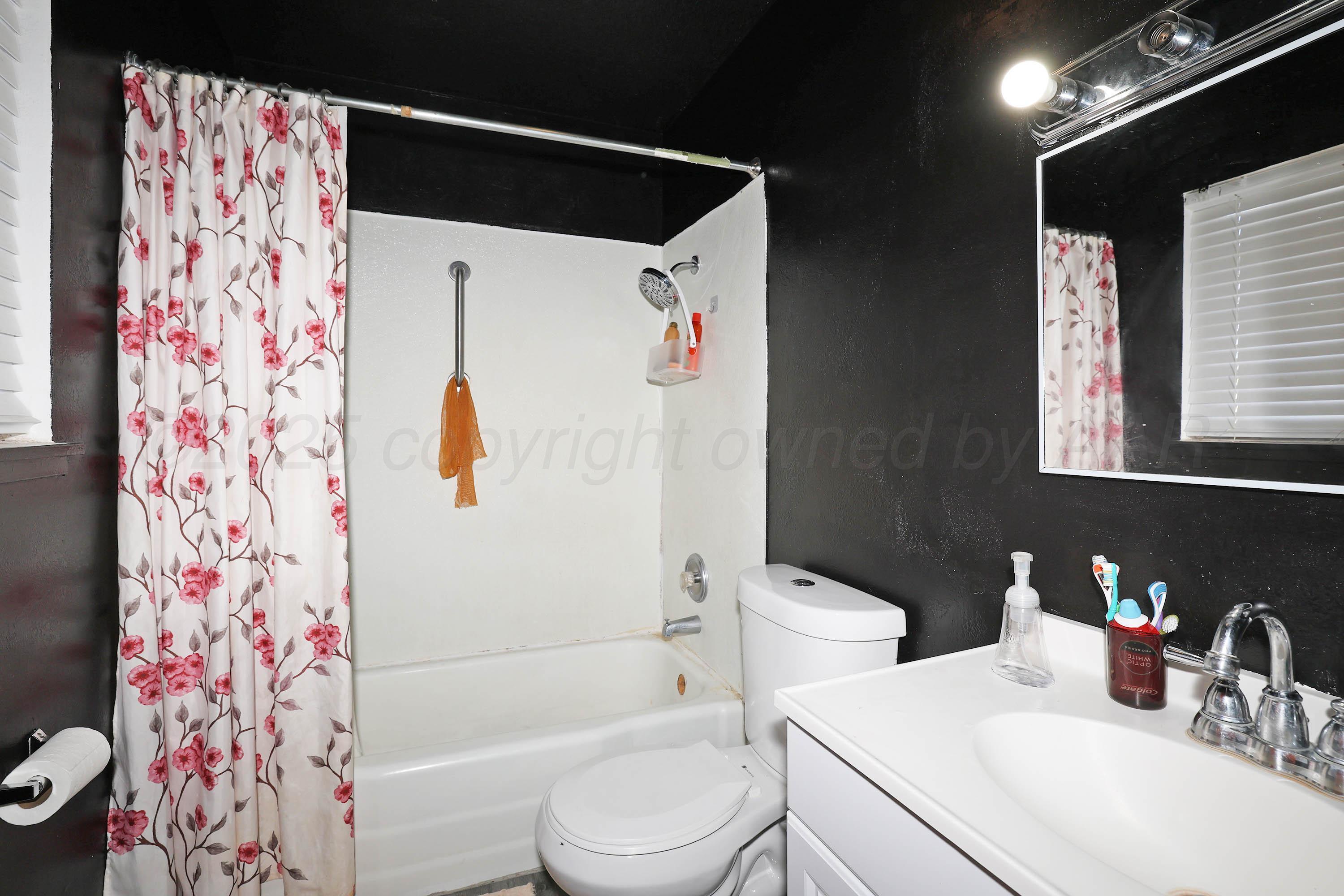 1203 Jasmine Street Property Photo 13