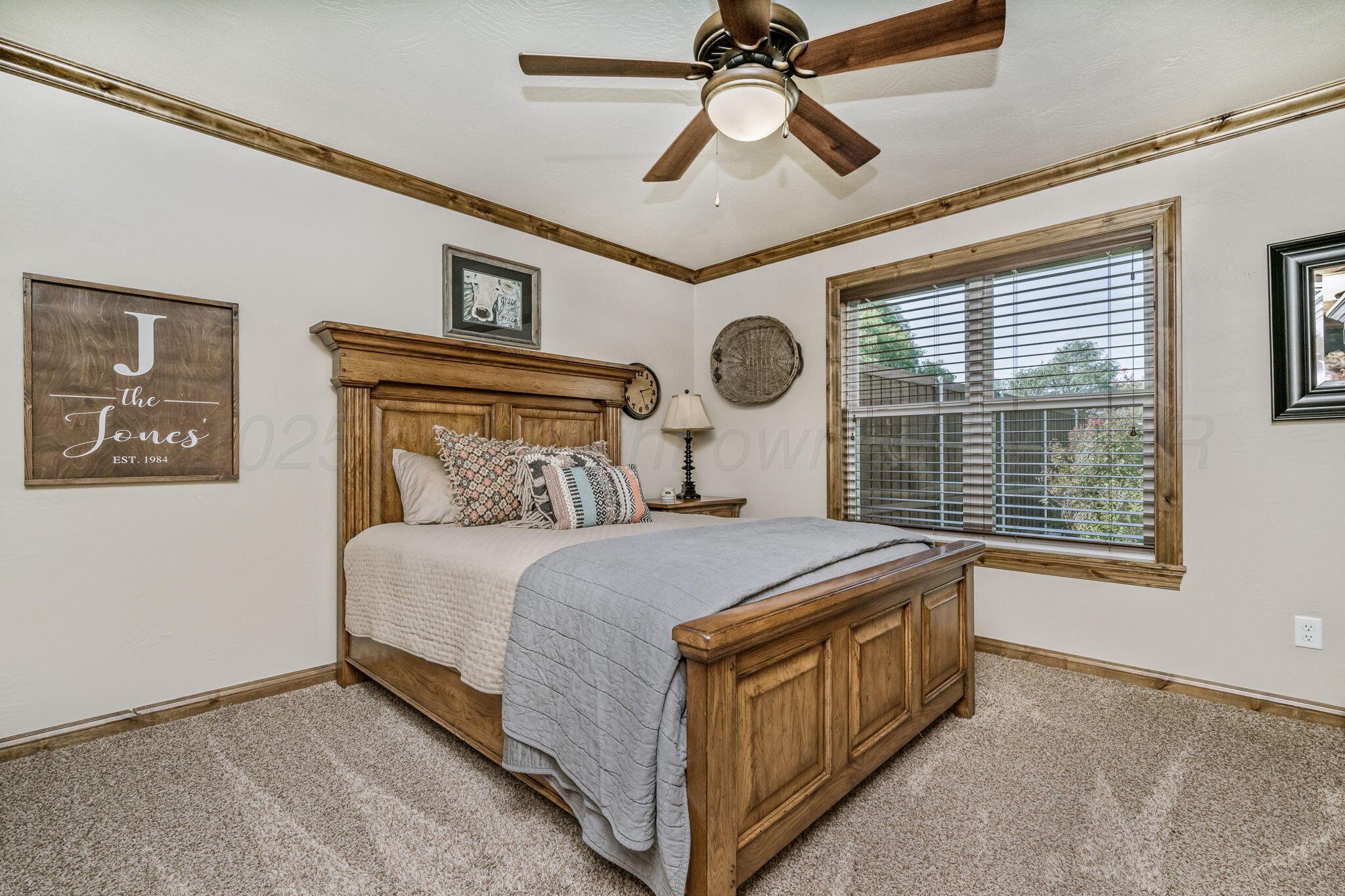 100 Thomas Lane Property Photo 22
