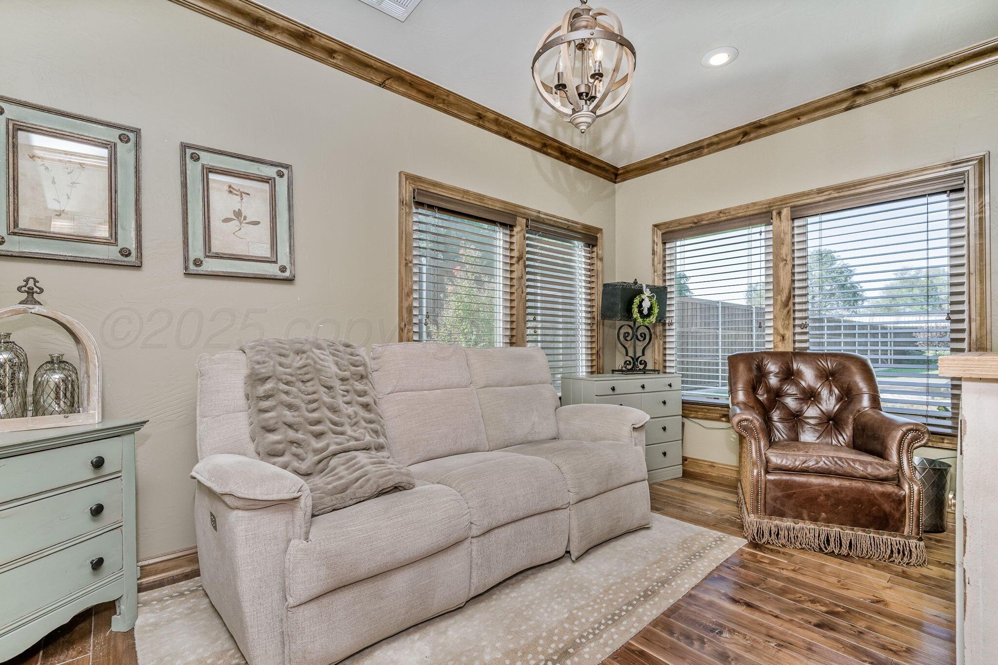 100 Thomas Lane Property Photo 23
