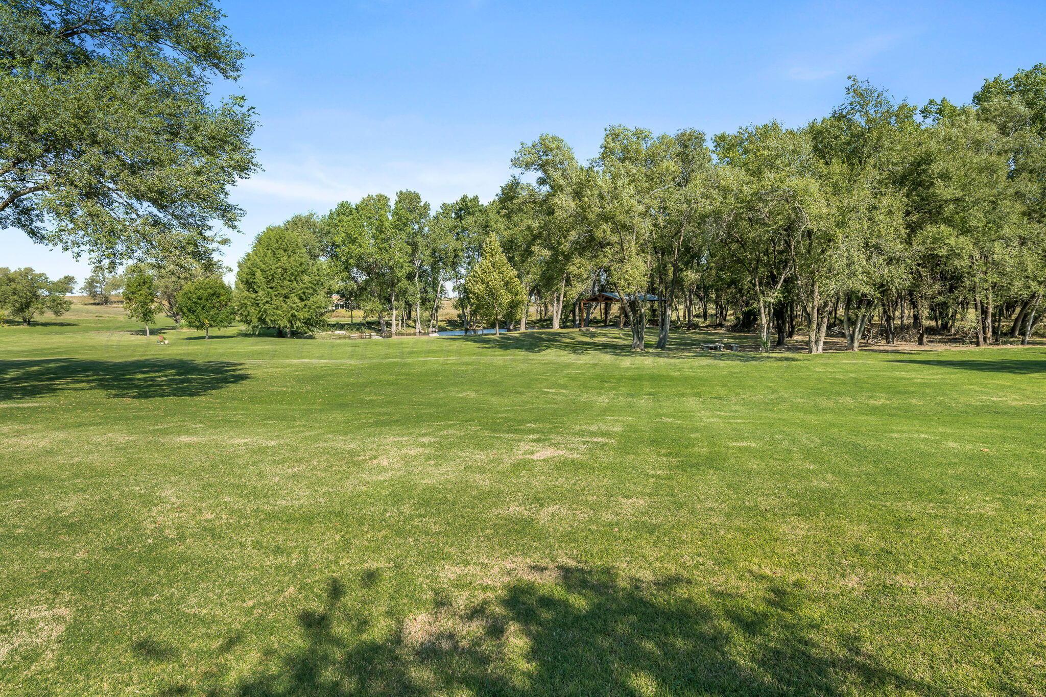 100 Thomas Lane Property Photo 36