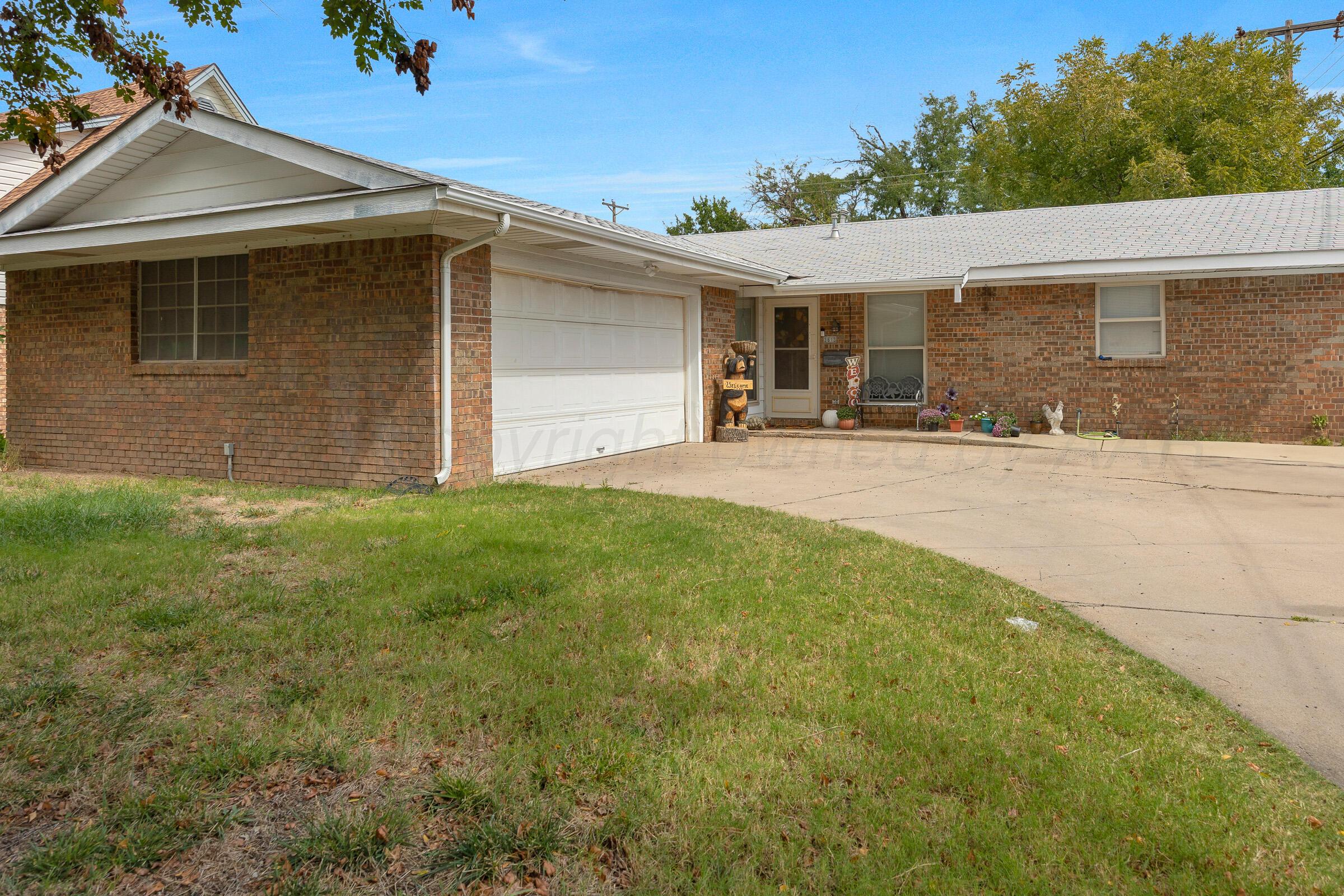 3613 Teckla Boulevard Property Photo 1