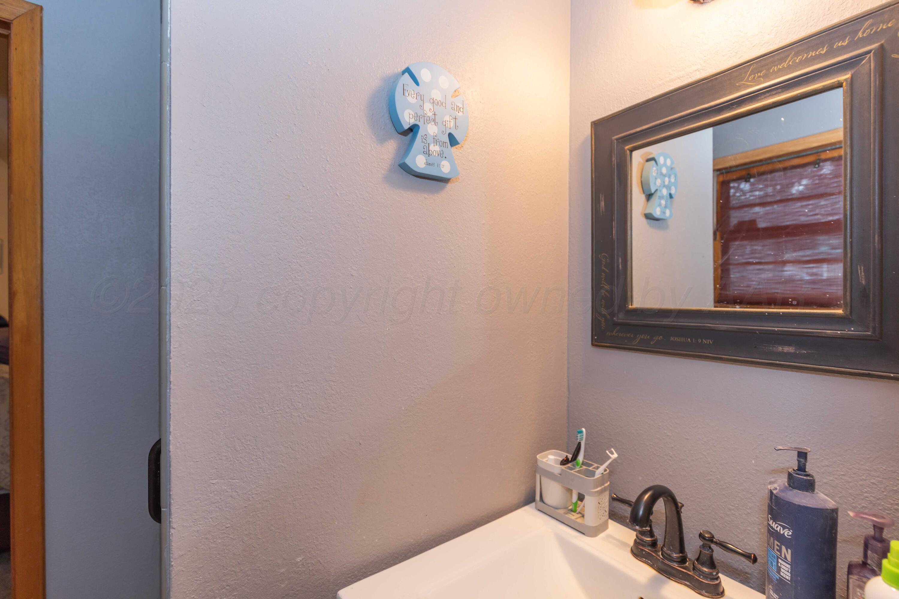 1009 W Third Street Property Photo 21