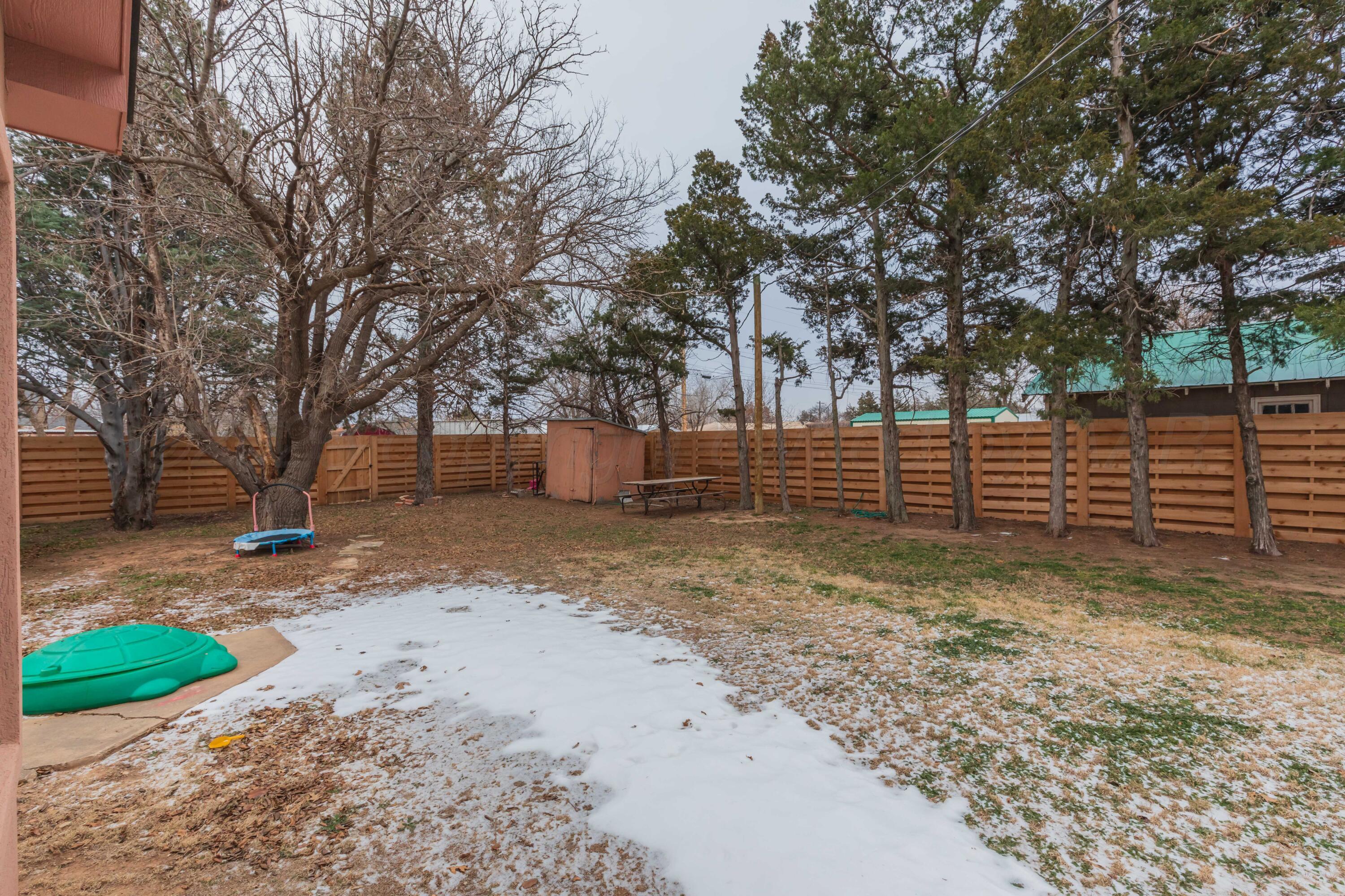 1009 W Third Street Property Photo 37