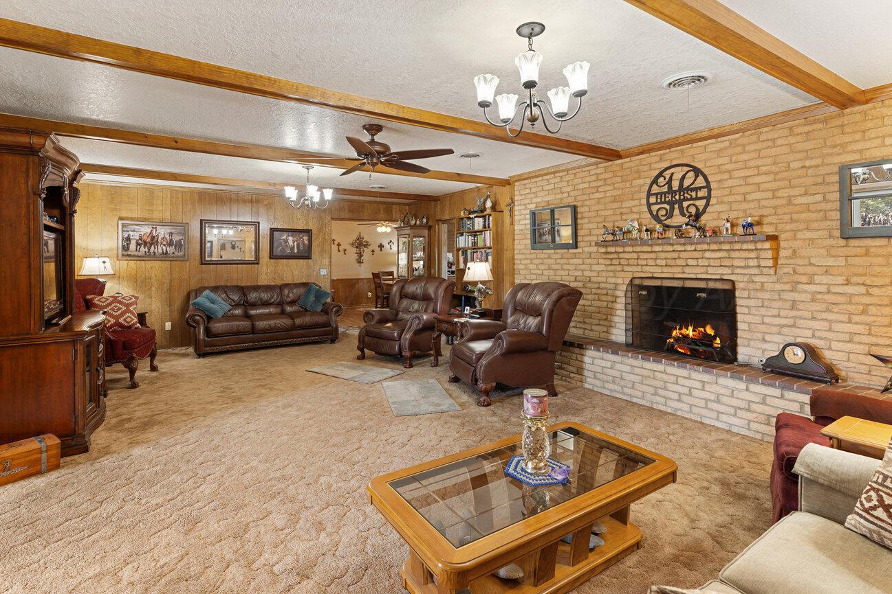 148 Buffalo Trail Property Photo 7