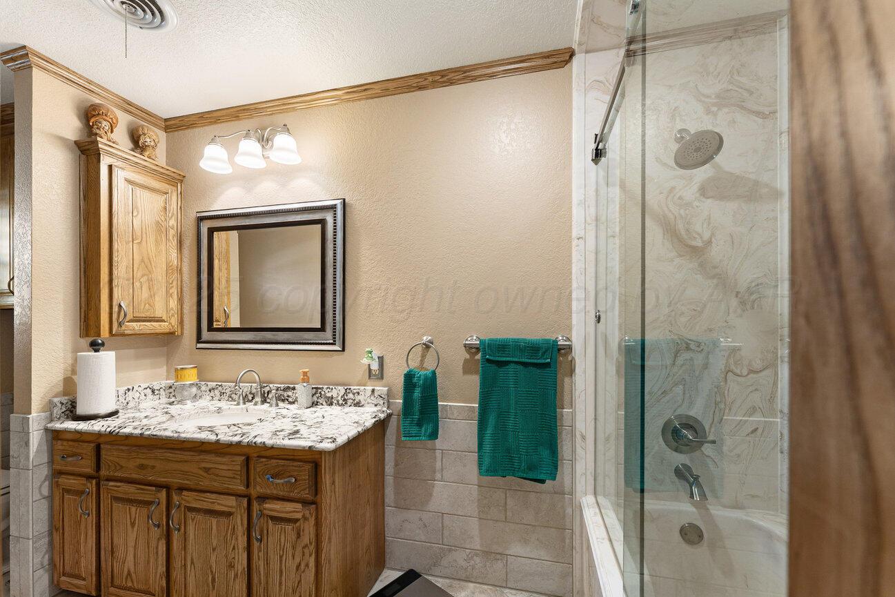 148 Buffalo Trail Property Photo 34