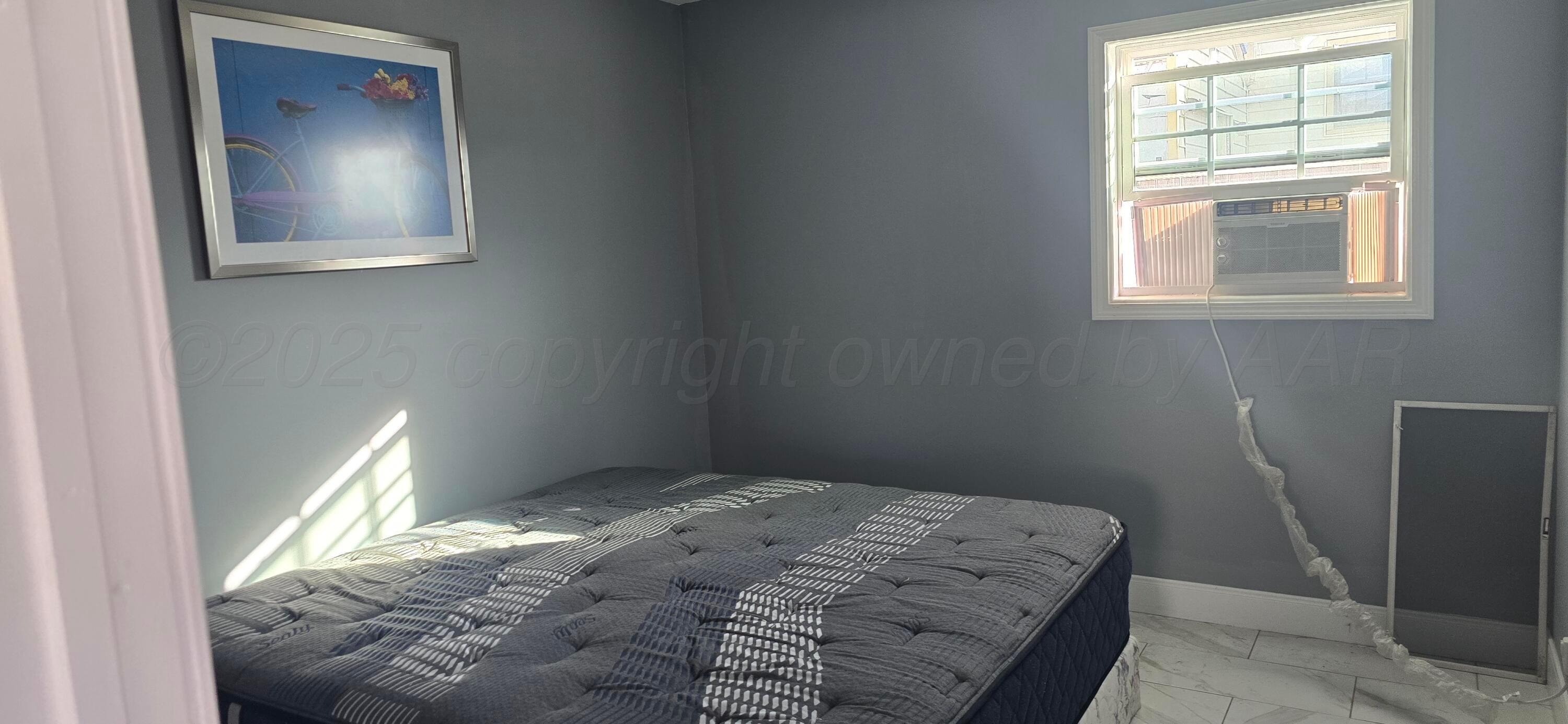 904 Elmore Street Property Photo 15