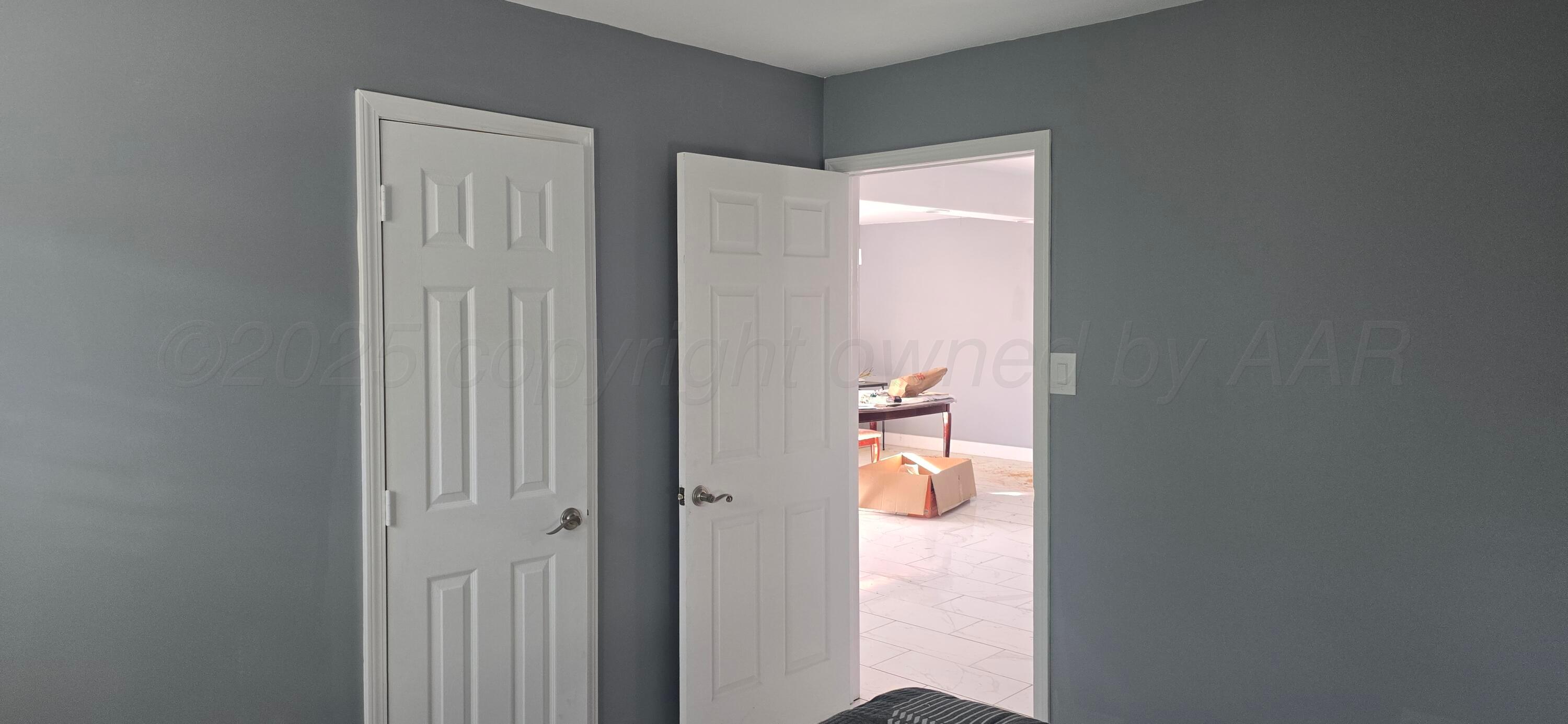 904 Elmore Street Property Photo 16
