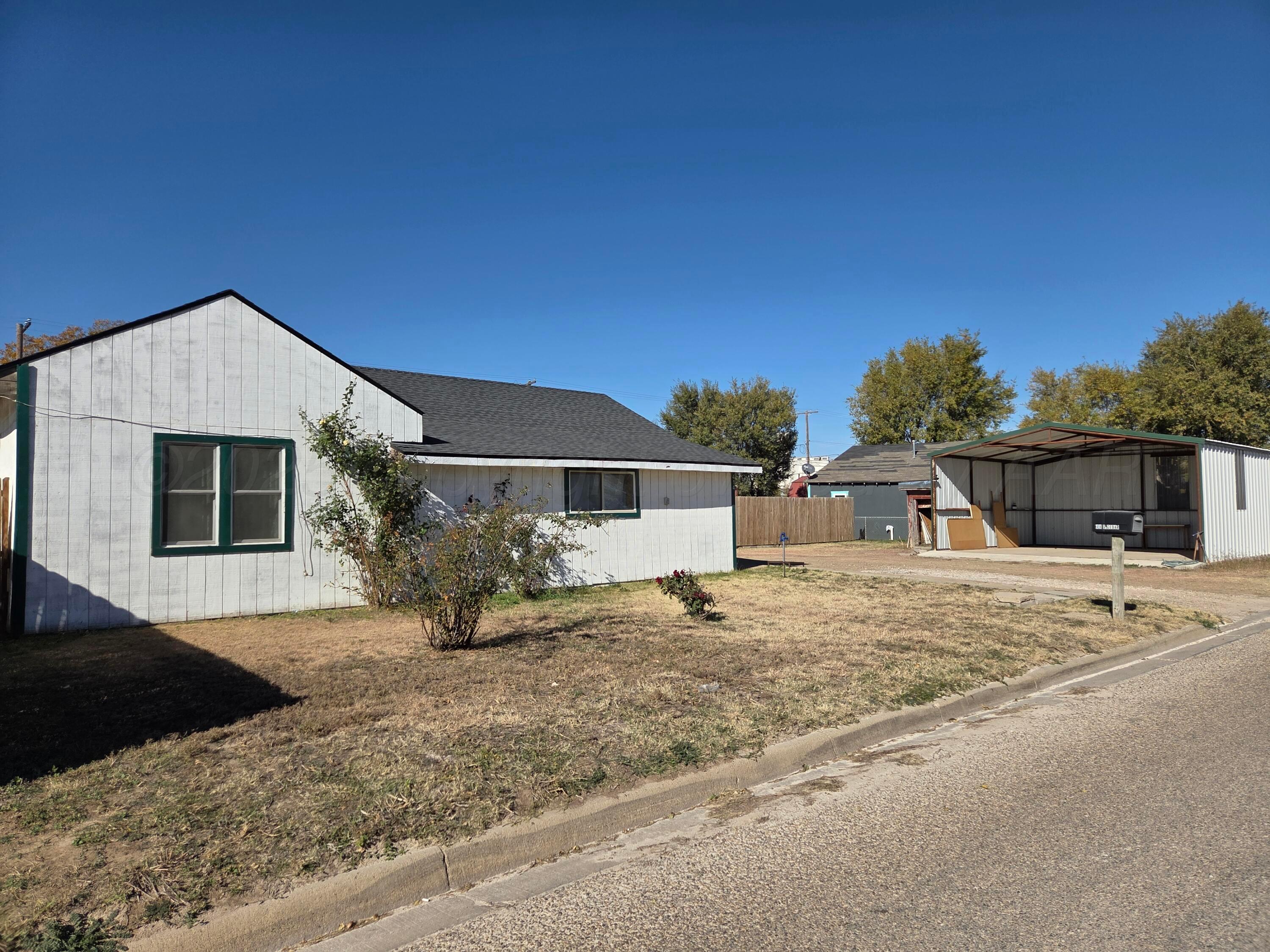 414 S Cedar Street Property Photo 1