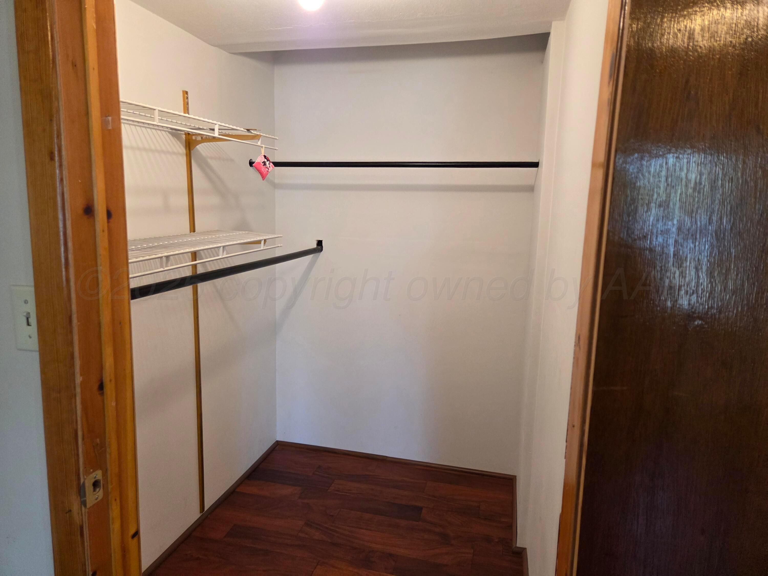 414 S Cedar Street Property Photo 9