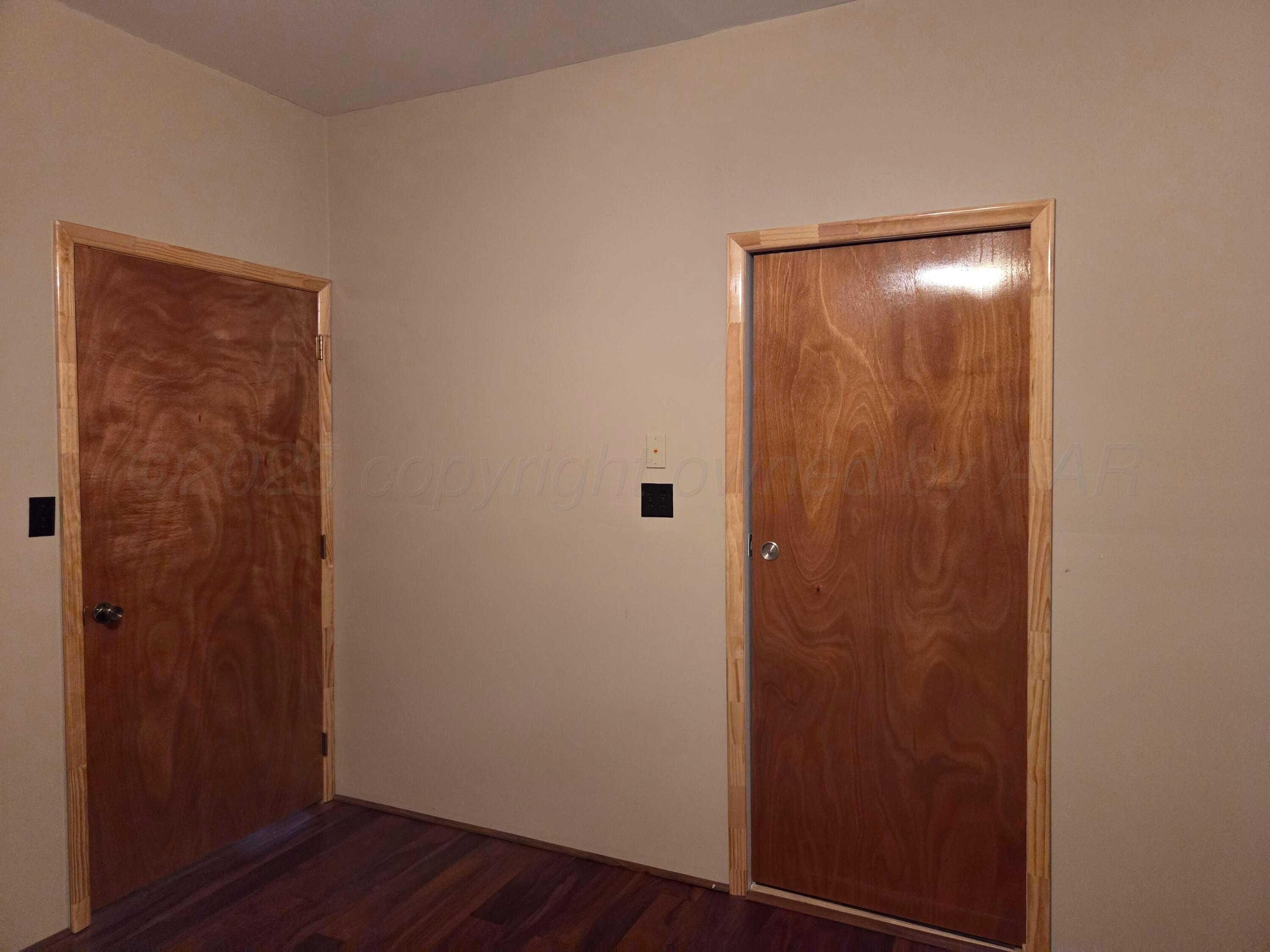 414 S Cedar Street Property Photo 10