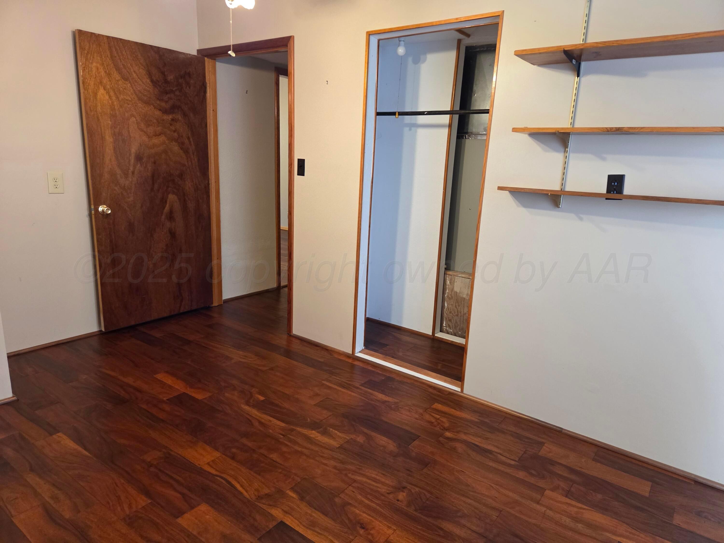 414 S Cedar Street Property Photo 11