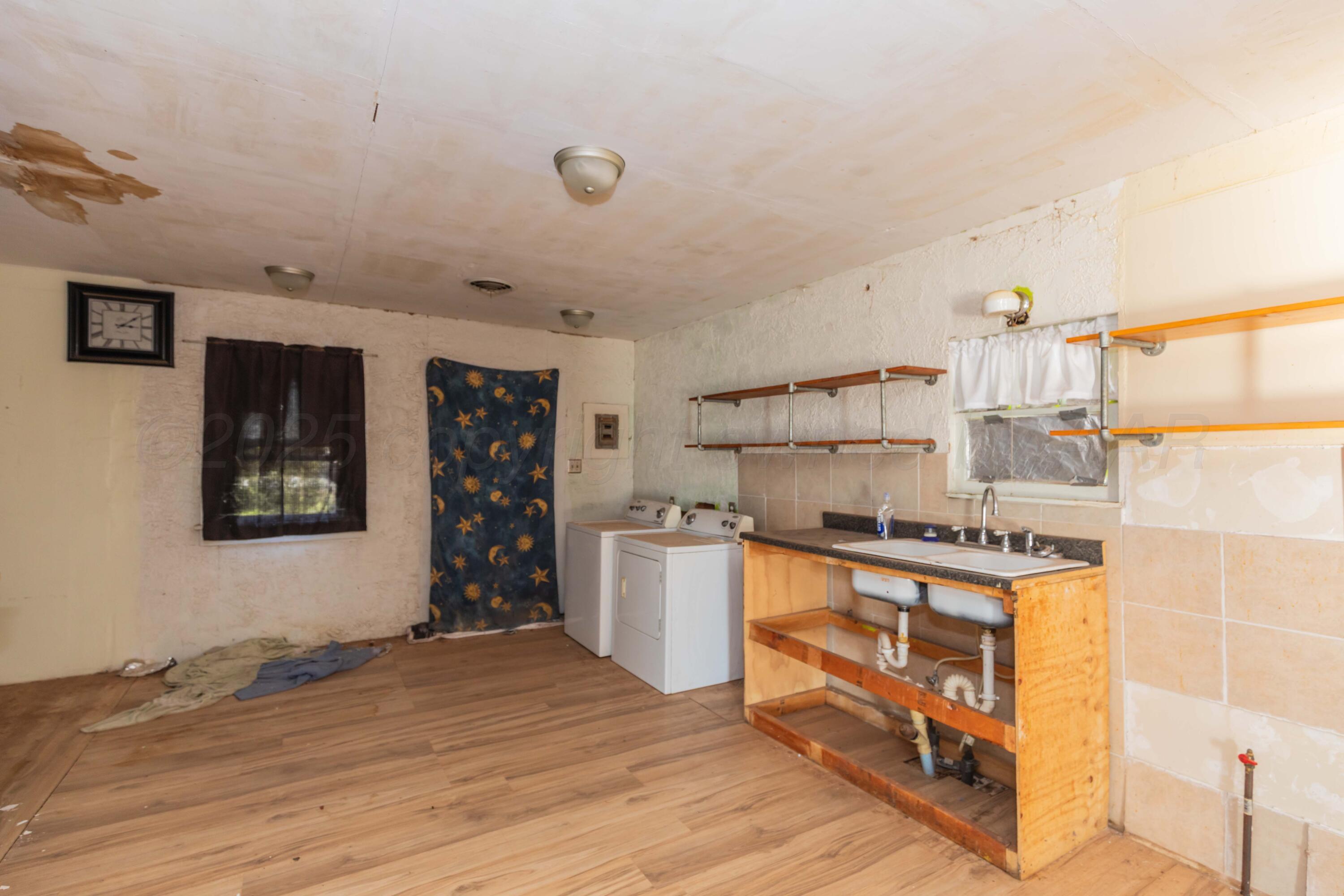 605 & 607 N Wall Street Property Photo 7