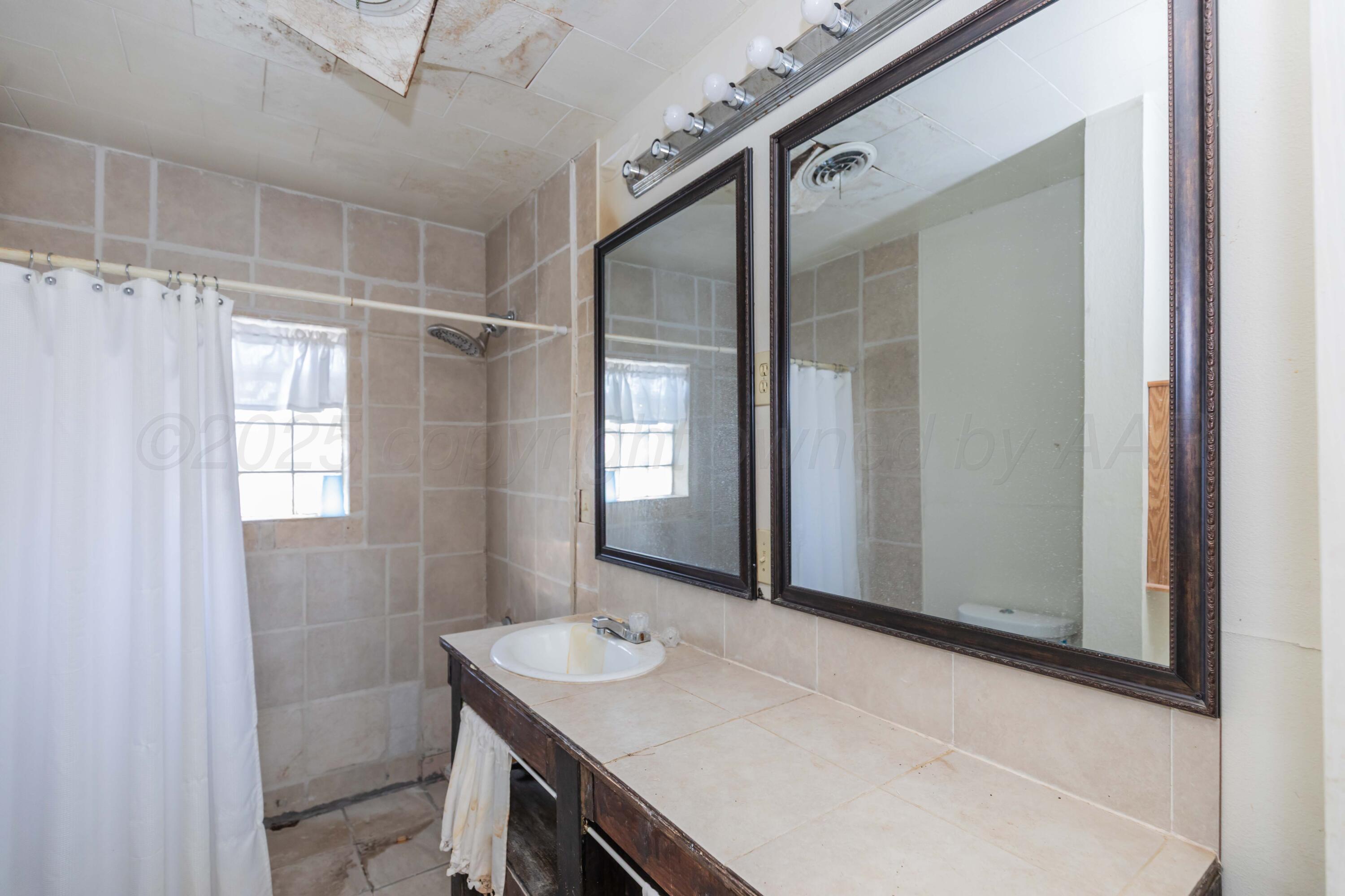 605 & 607 N Wall Street Property Photo 10