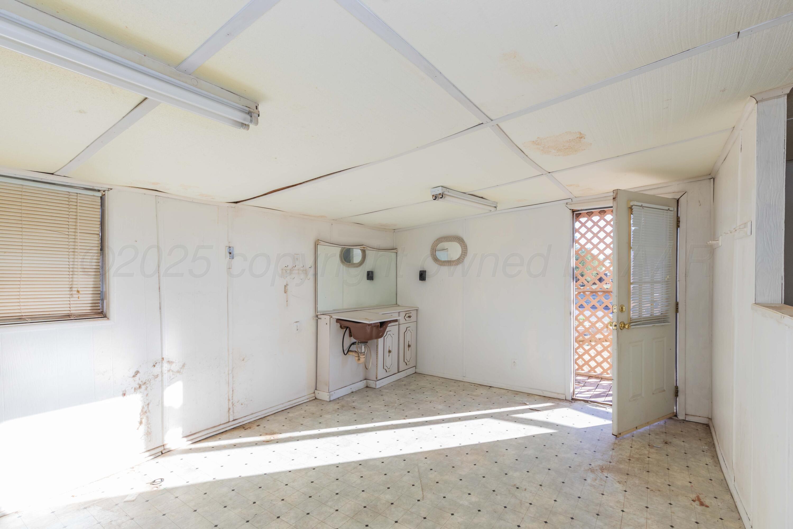 605 & 607 N Wall Street Property Photo 15