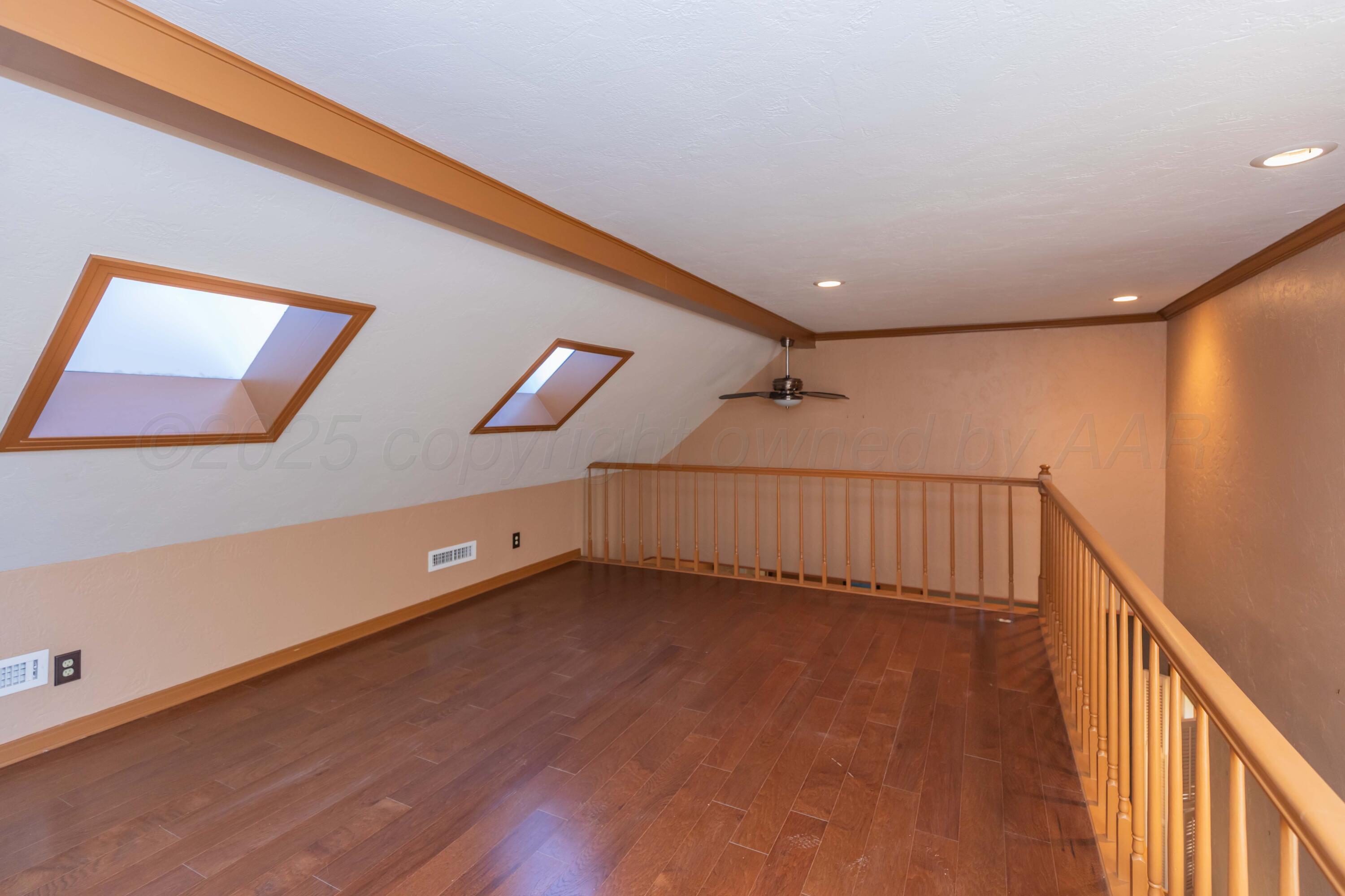 2131 N Charles Street Property Photo 33