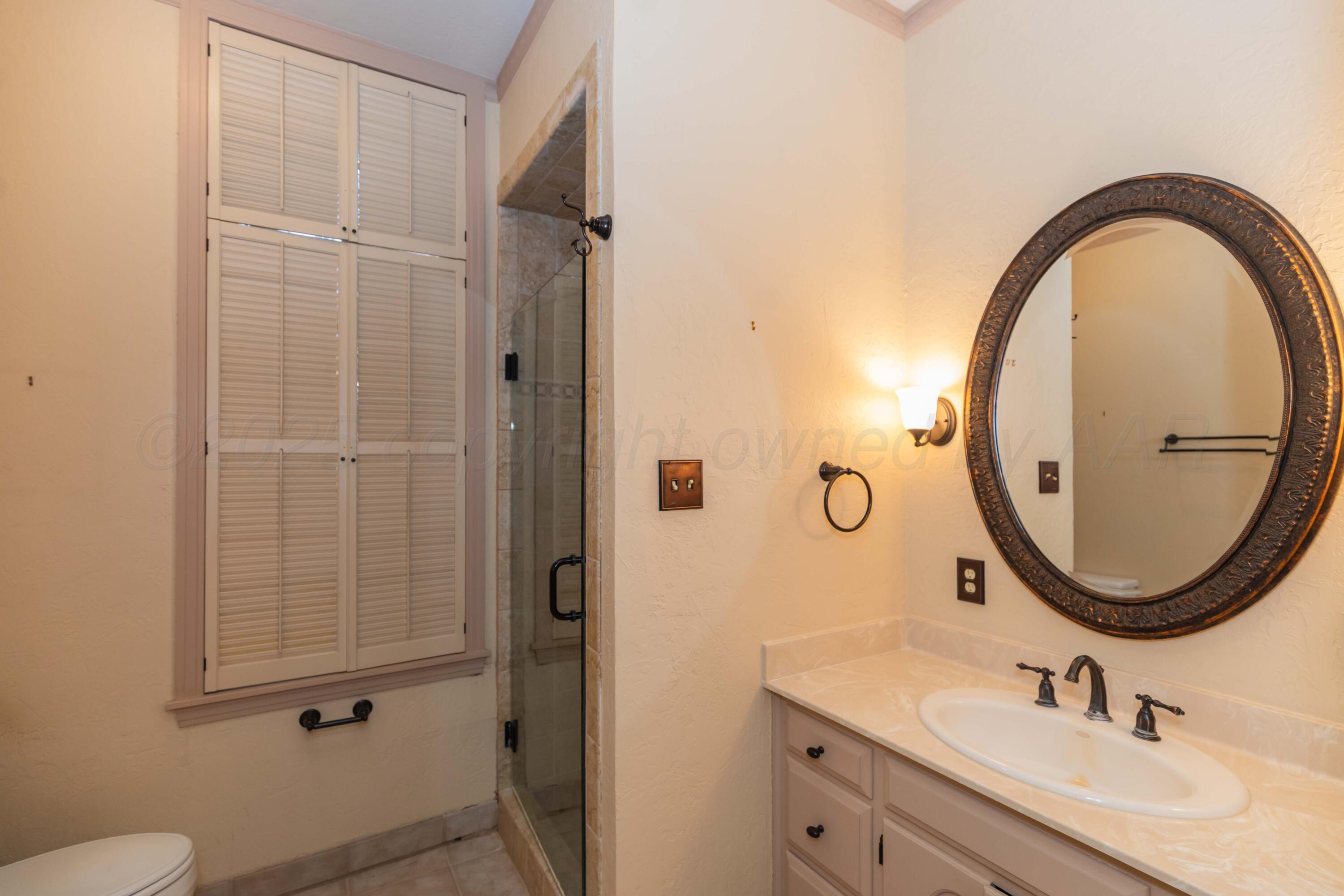 2131 N Charles Street Property Photo 41