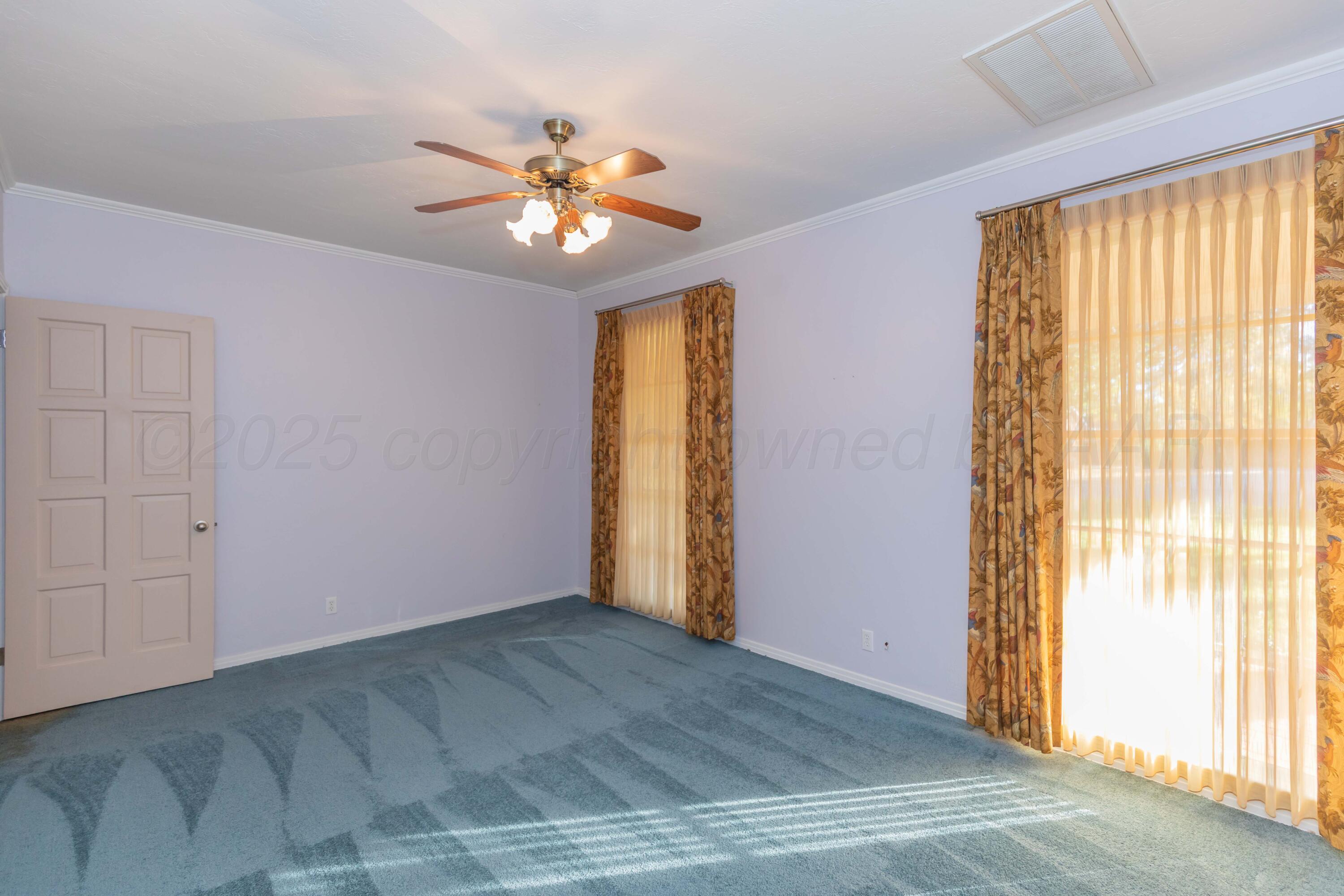 2131 N Charles Street Property Photo 46