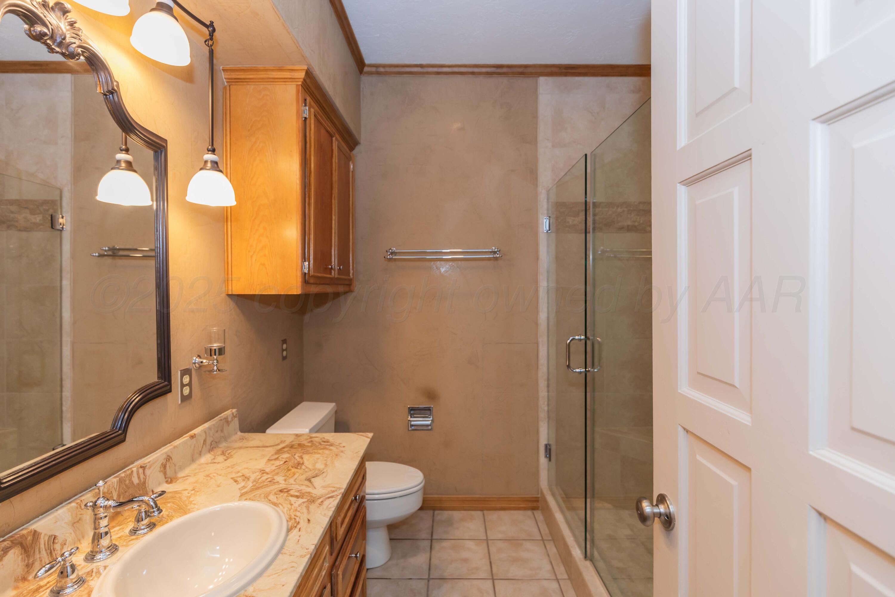 2131 N Charles Street Property Photo 50