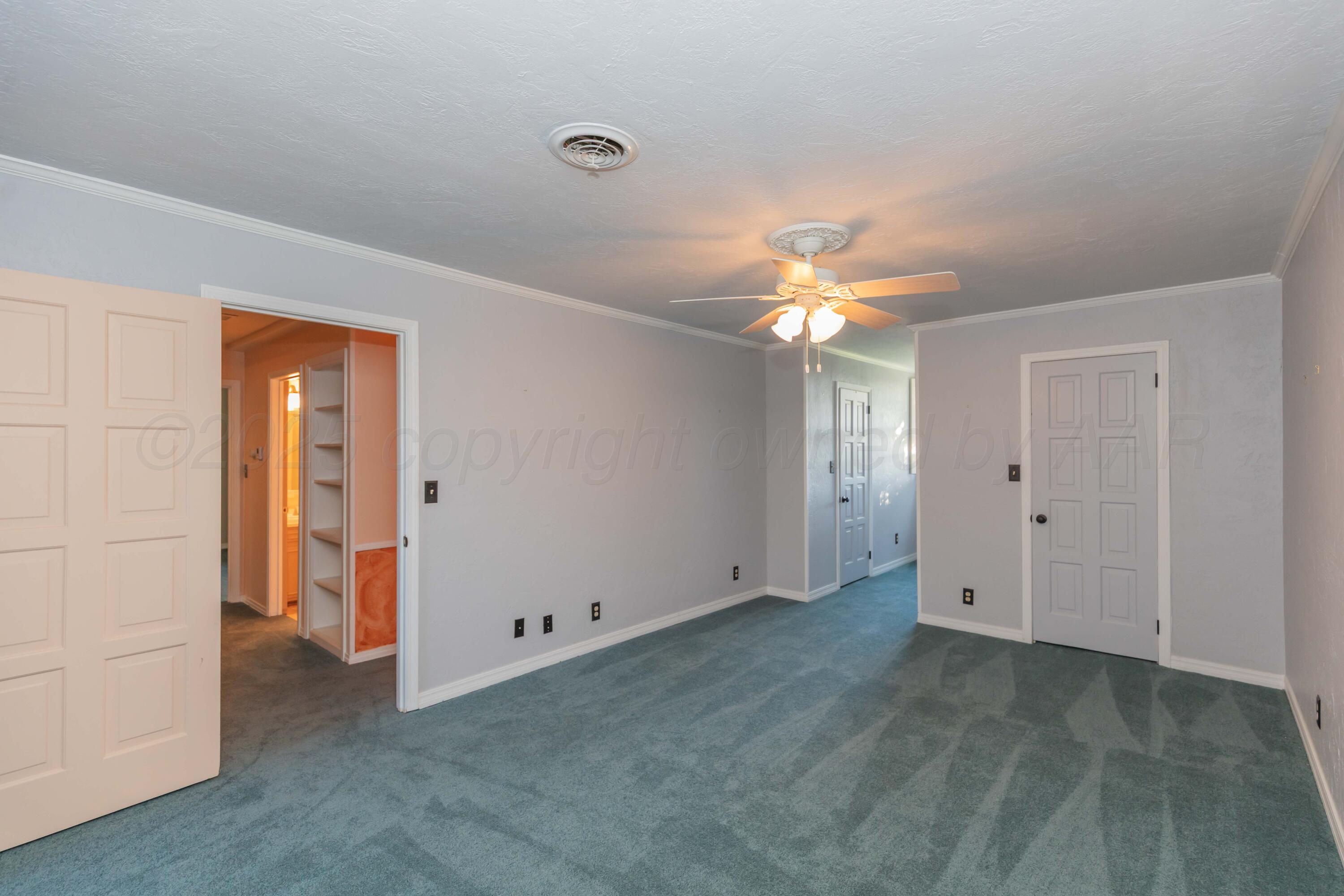 2131 N Charles Street Property Photo 58