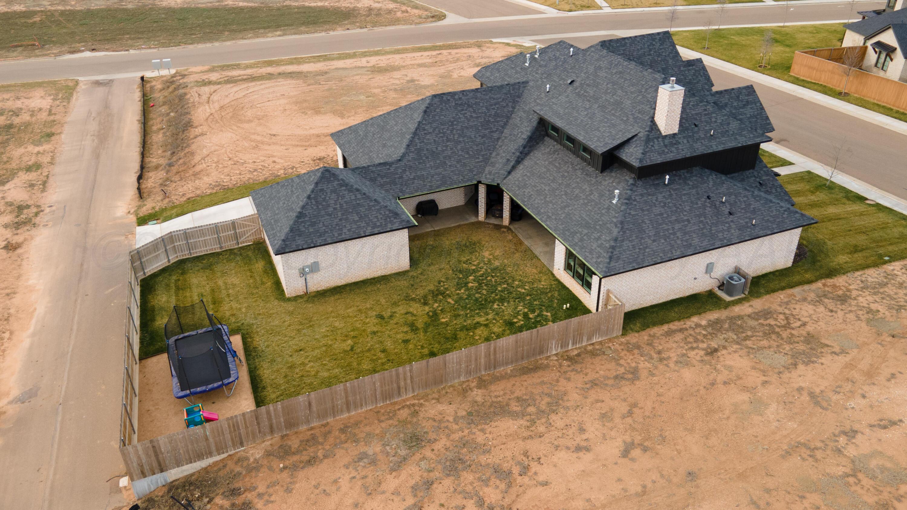 9507 Meadow Ridge Drive Property Photo 4