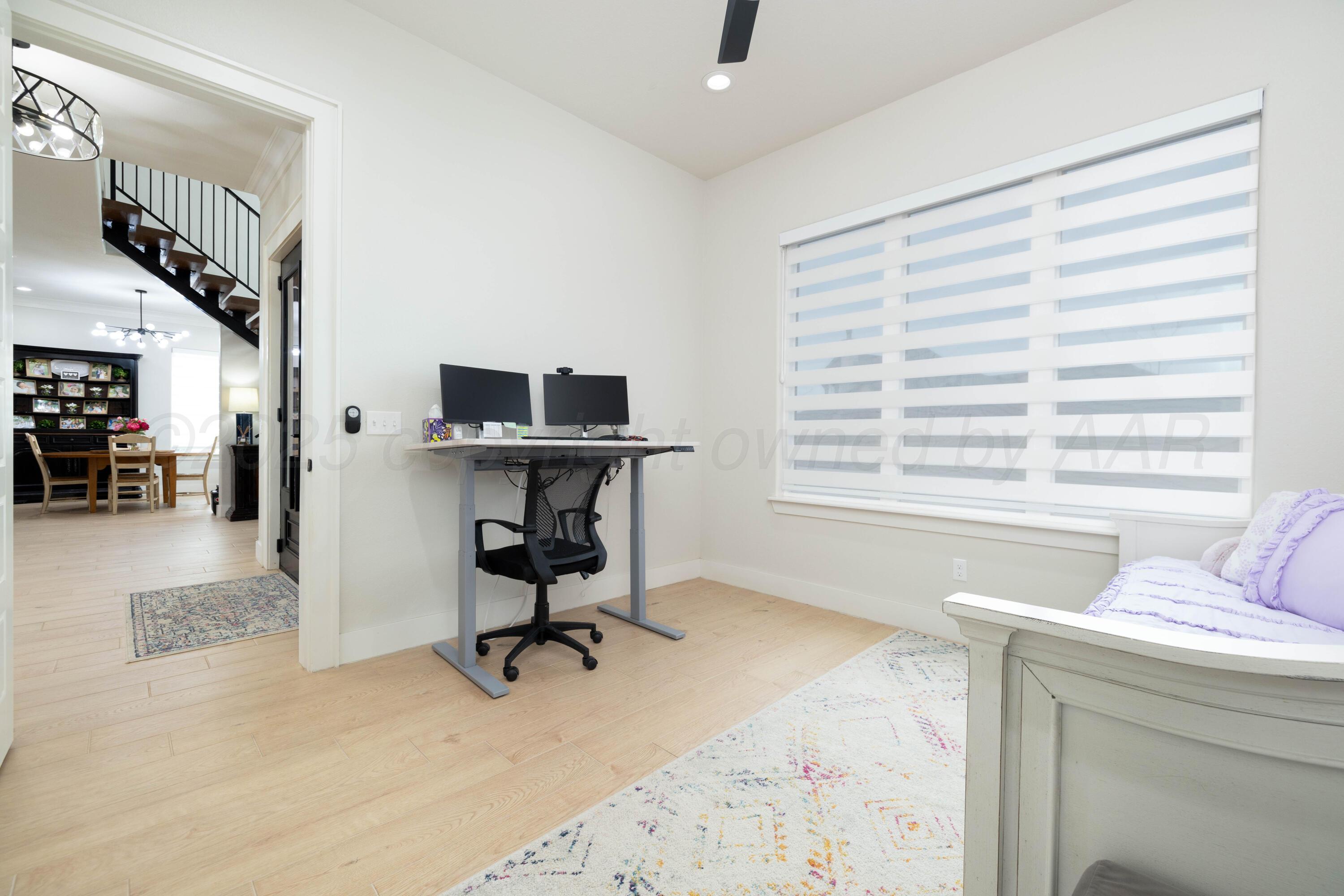 9507 Meadow Ridge Drive Property Photo 15