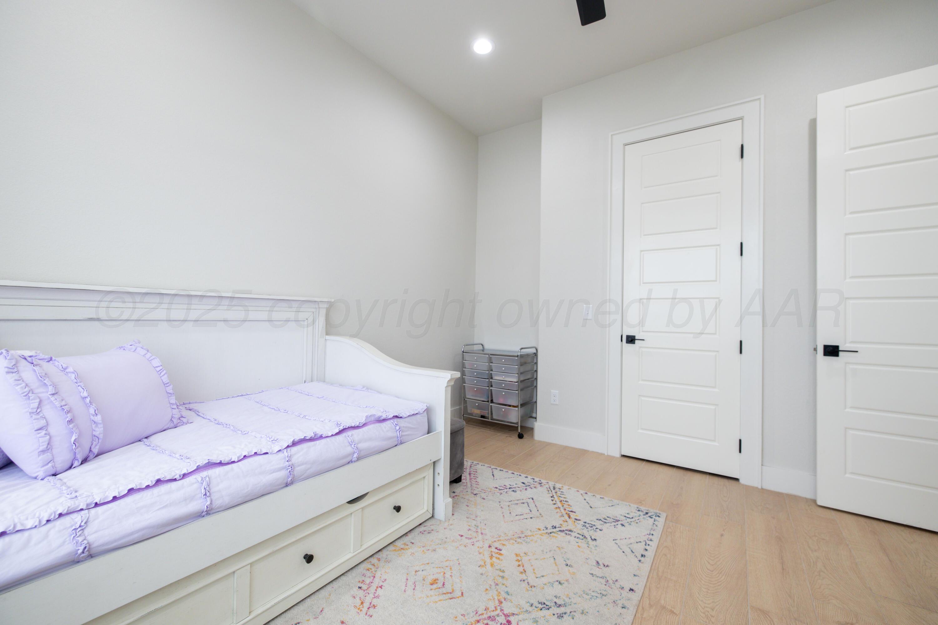 9507 Meadow Ridge Drive Property Photo 16