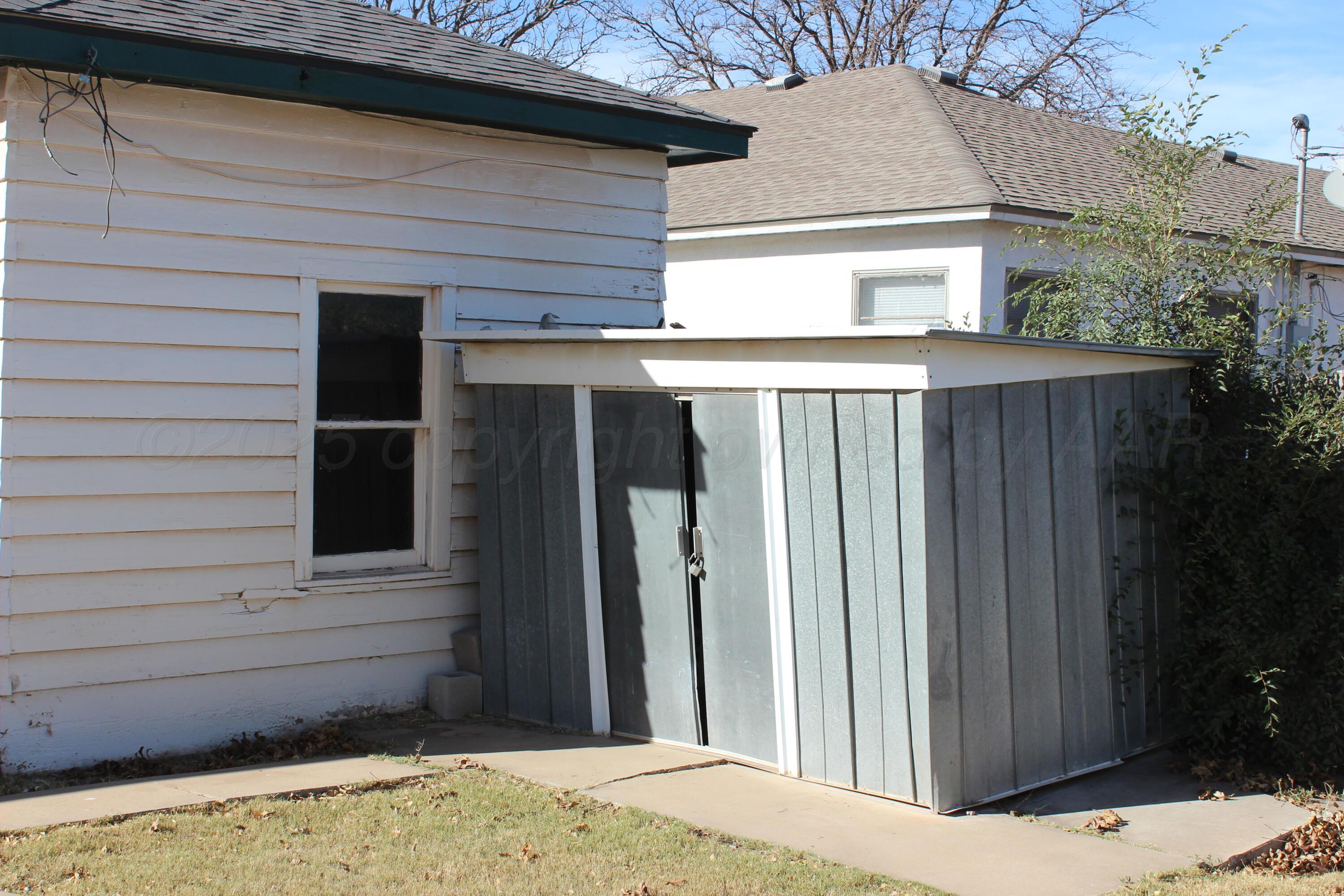208 Star Street Property Photo 15