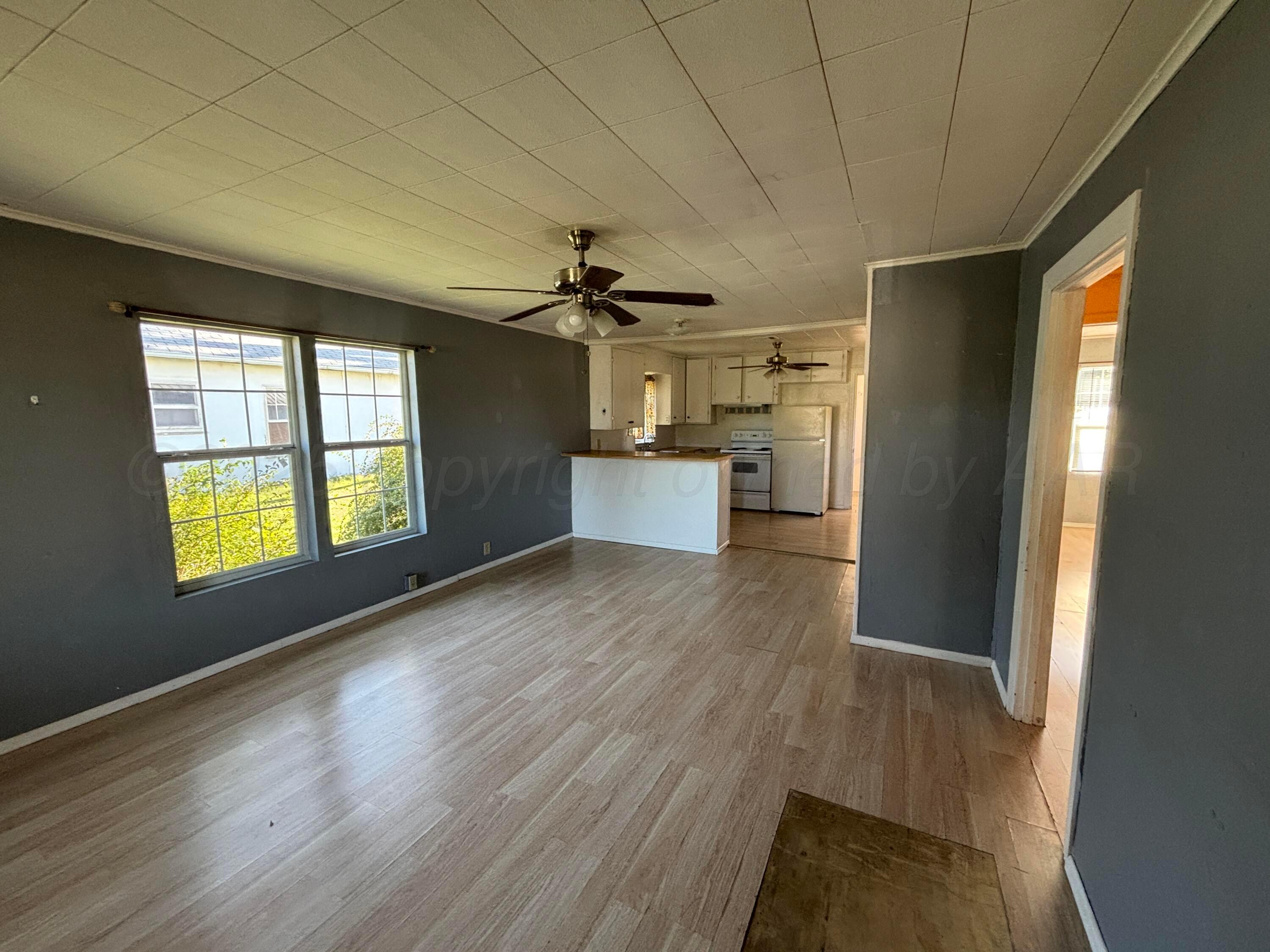 320 Summit Property Photo 17