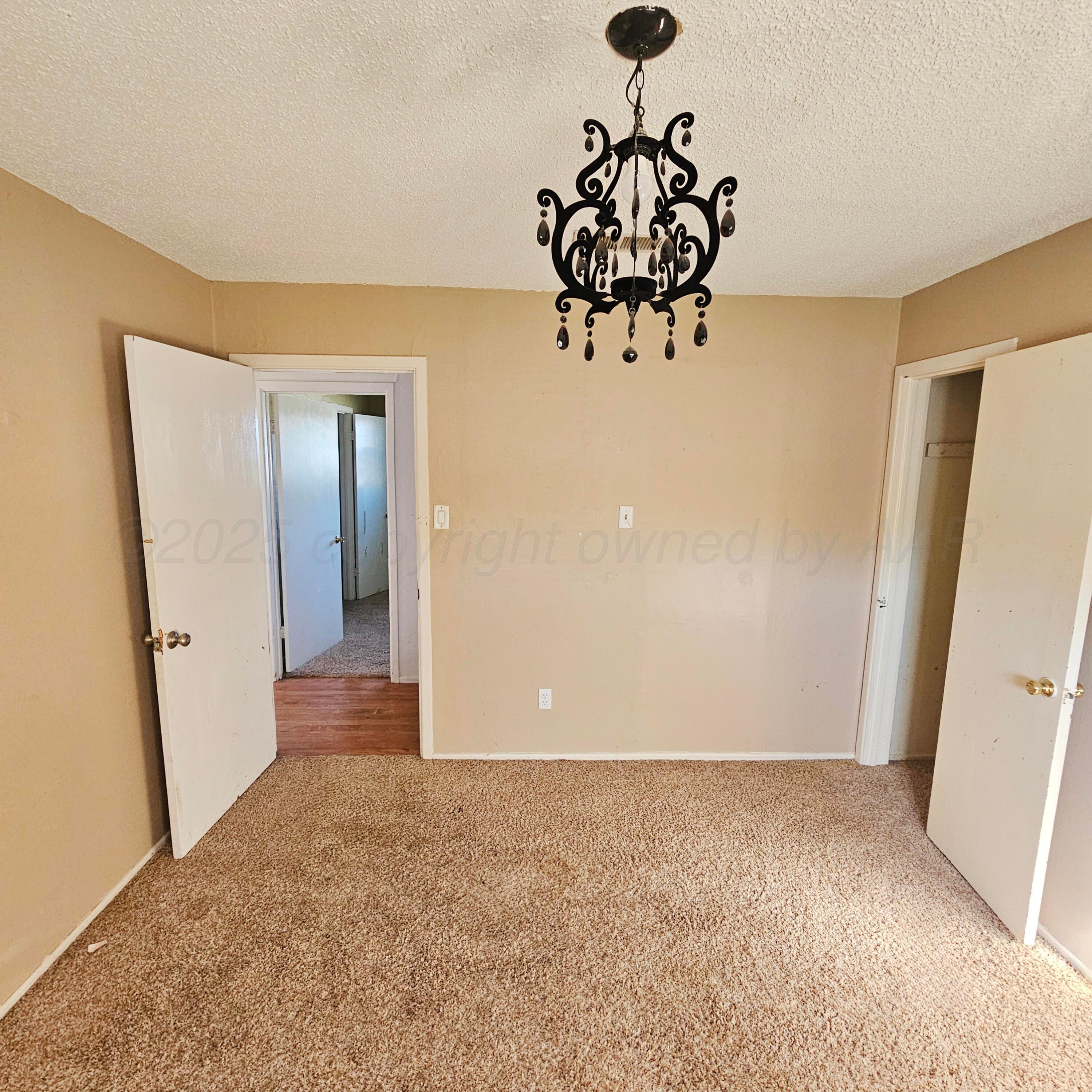 1302 S 3rd Street Property Photo 13
