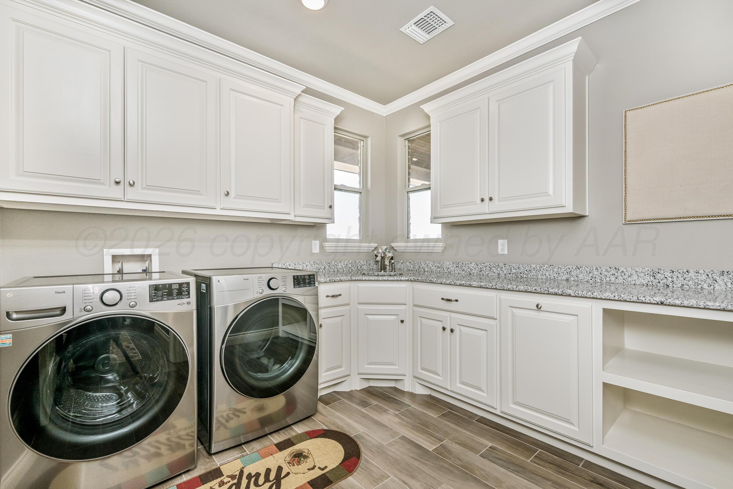 19171 Edge Cove Drive Property Photo 26