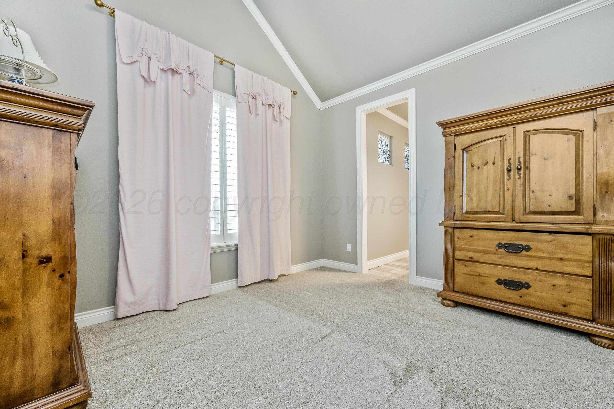 19171 Edge Cove Drive Property Photo 32