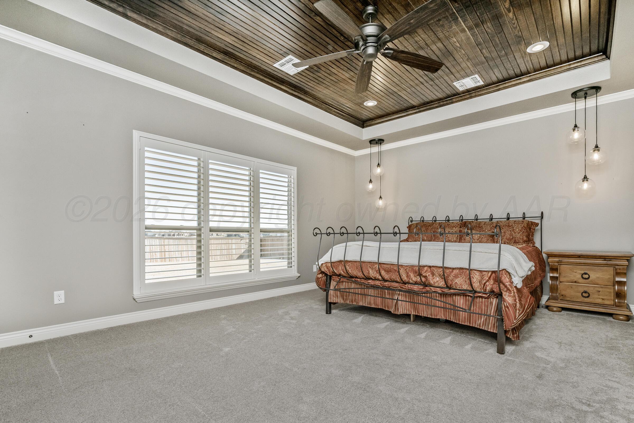 19171 Edge Cove Drive Property Photo 35
