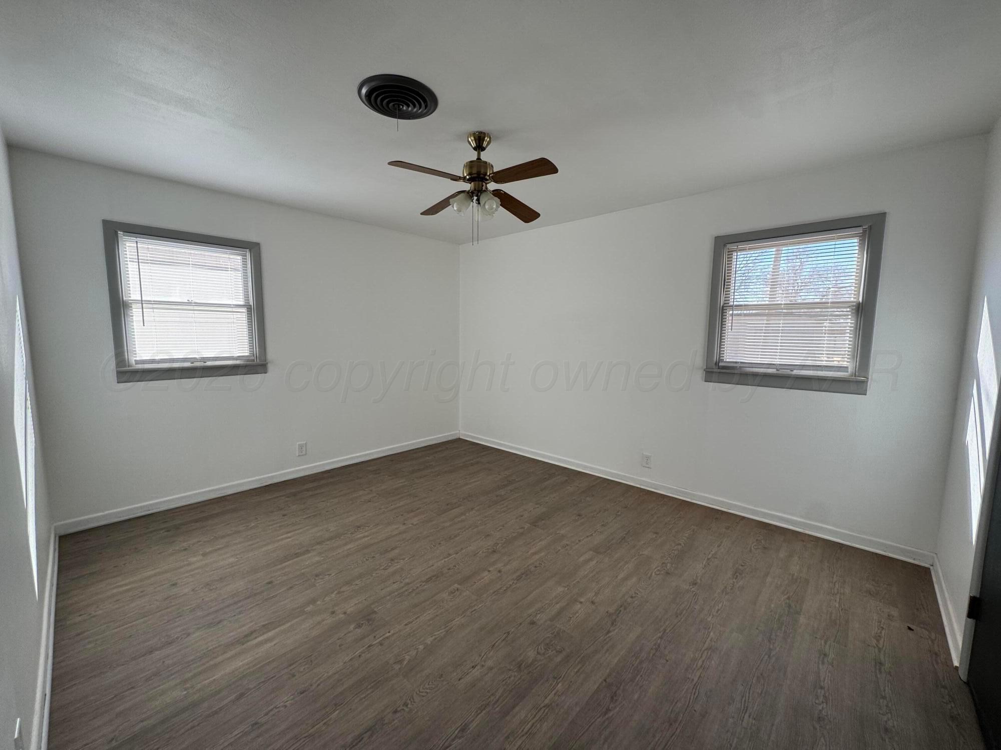 131 Ave I Property Photo 9