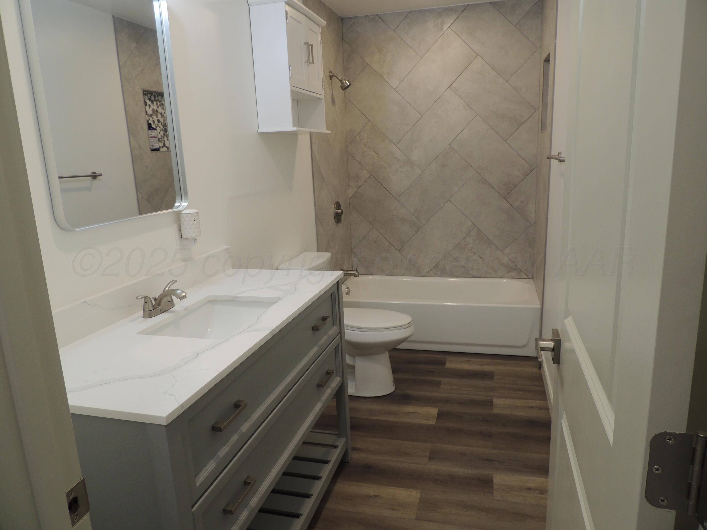 501 N Irving Street Property Photo 19