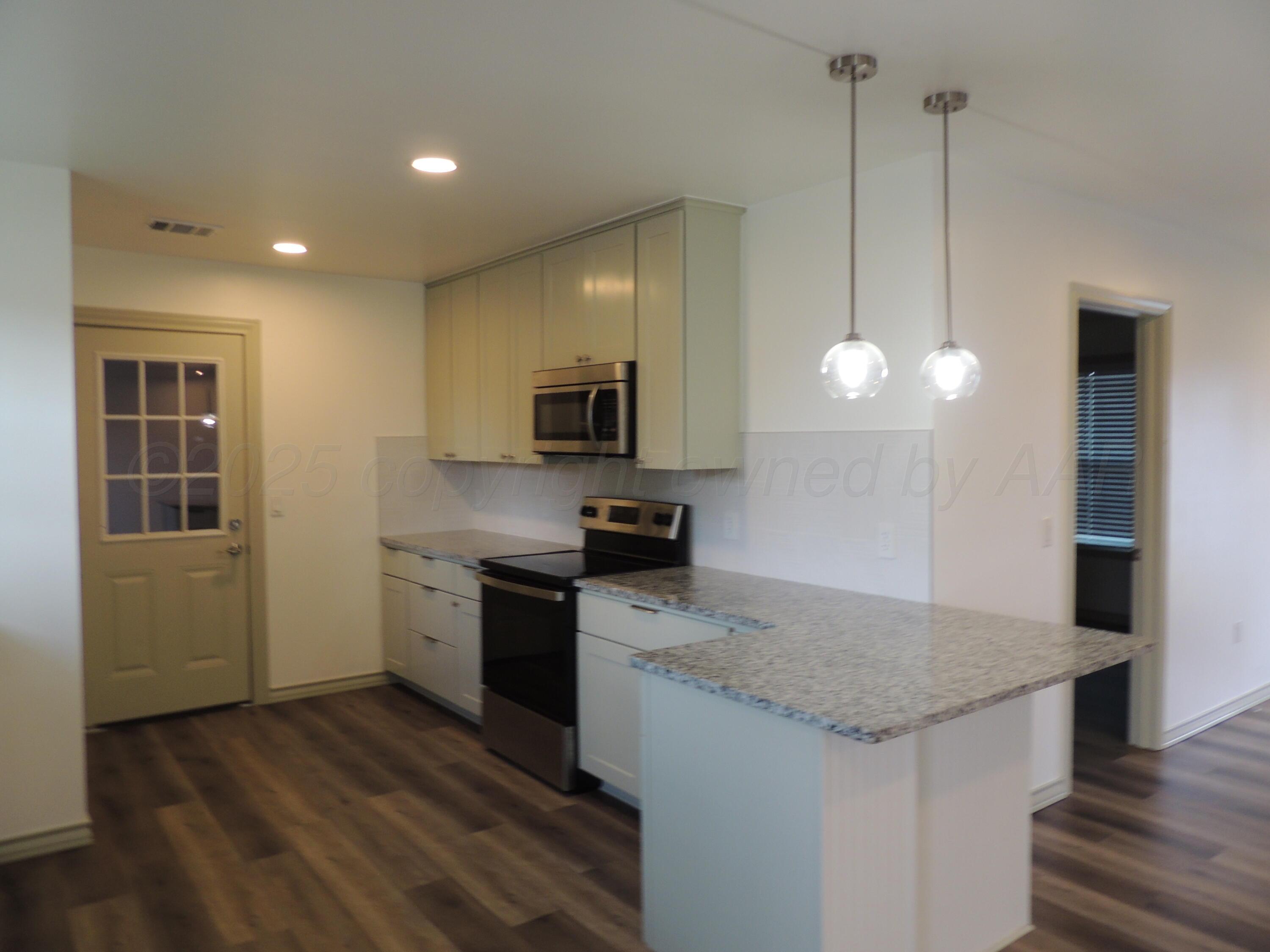 501 N Irving Street Property Photo 23