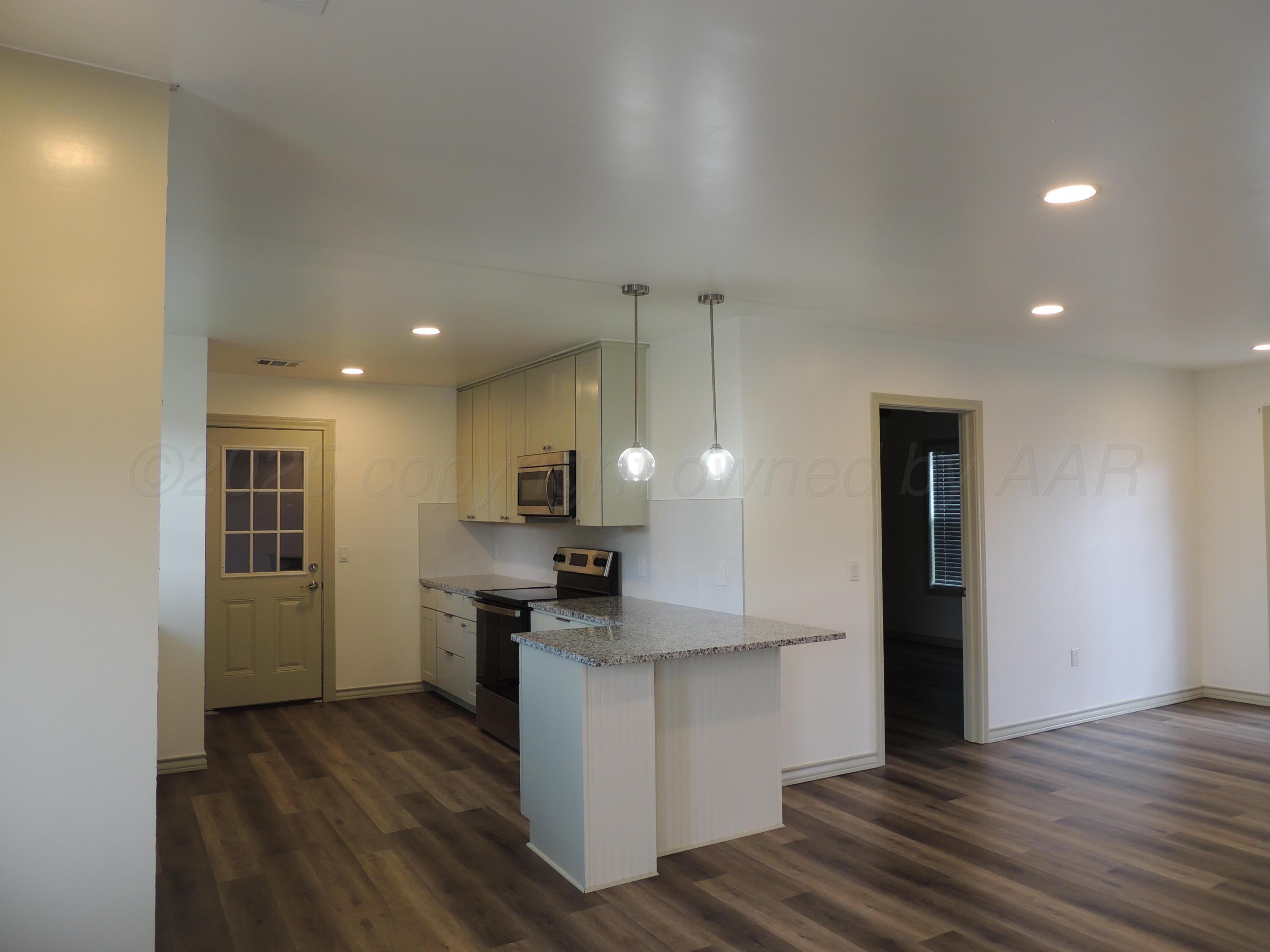 501 N Irving Street Property Photo 27