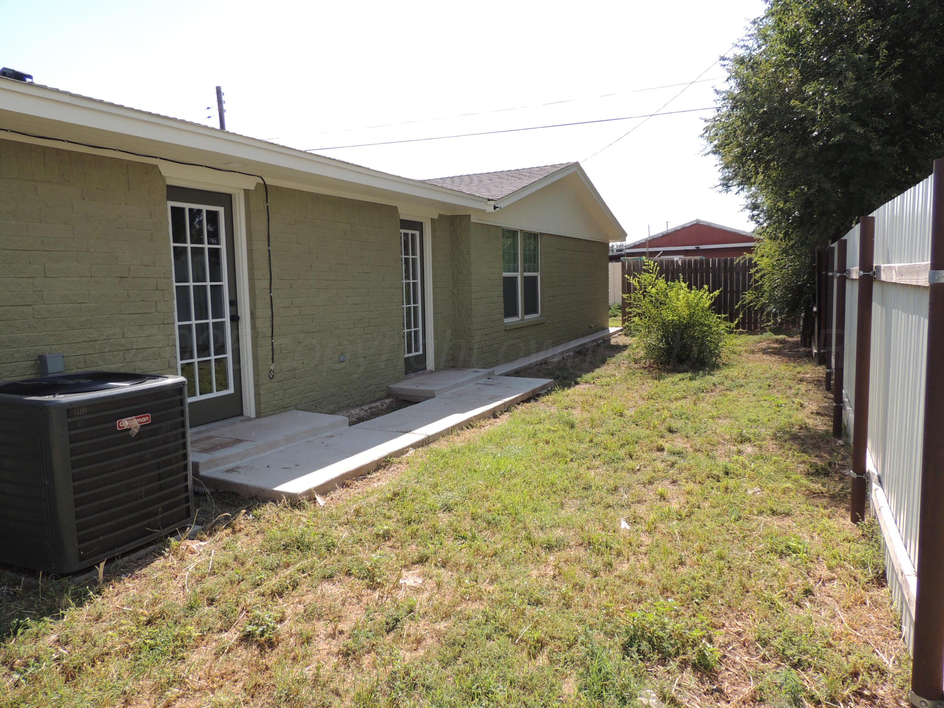 501 N Irving Street Property Photo 28
