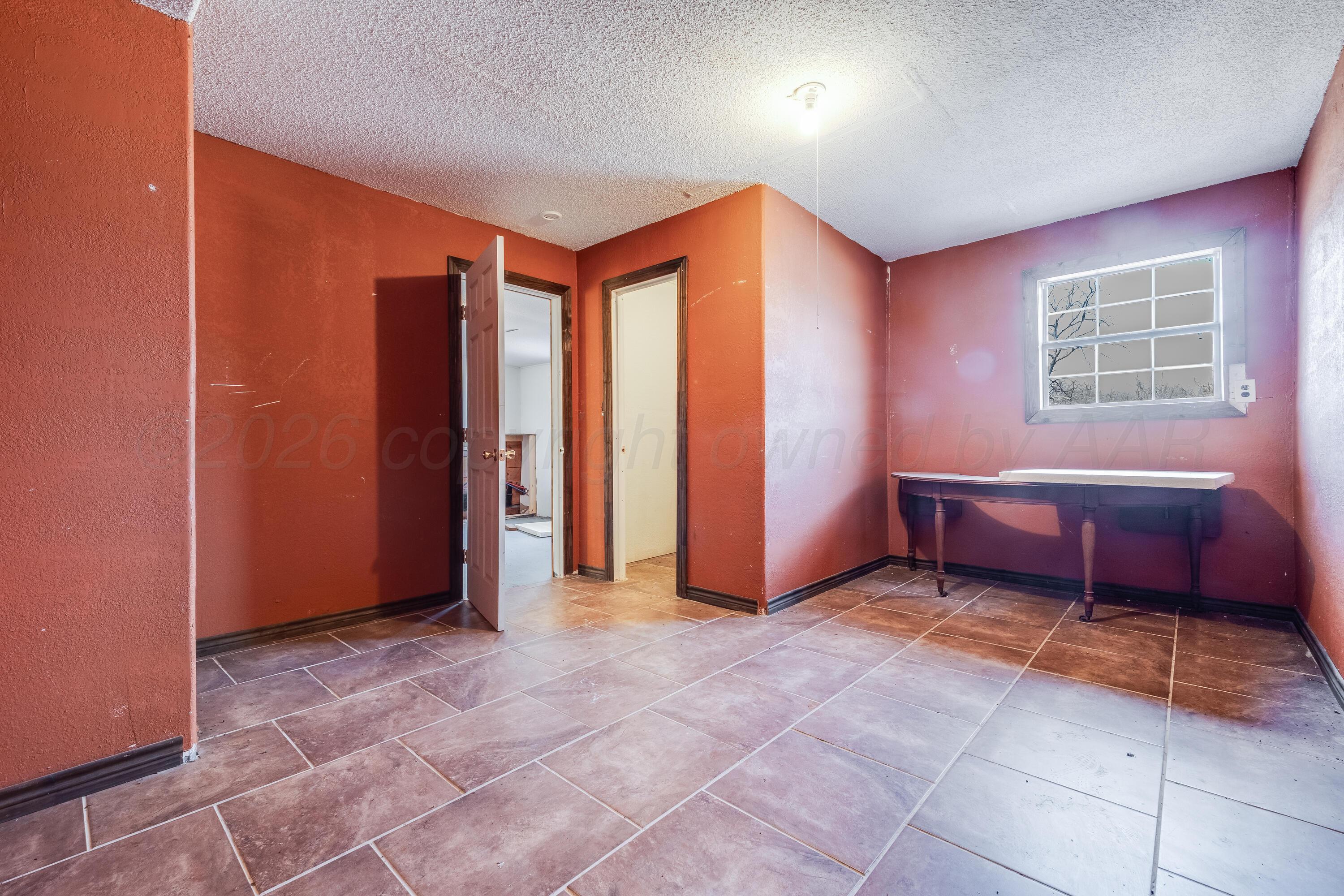 408 W Oklahoma Avenue Property Photo 25