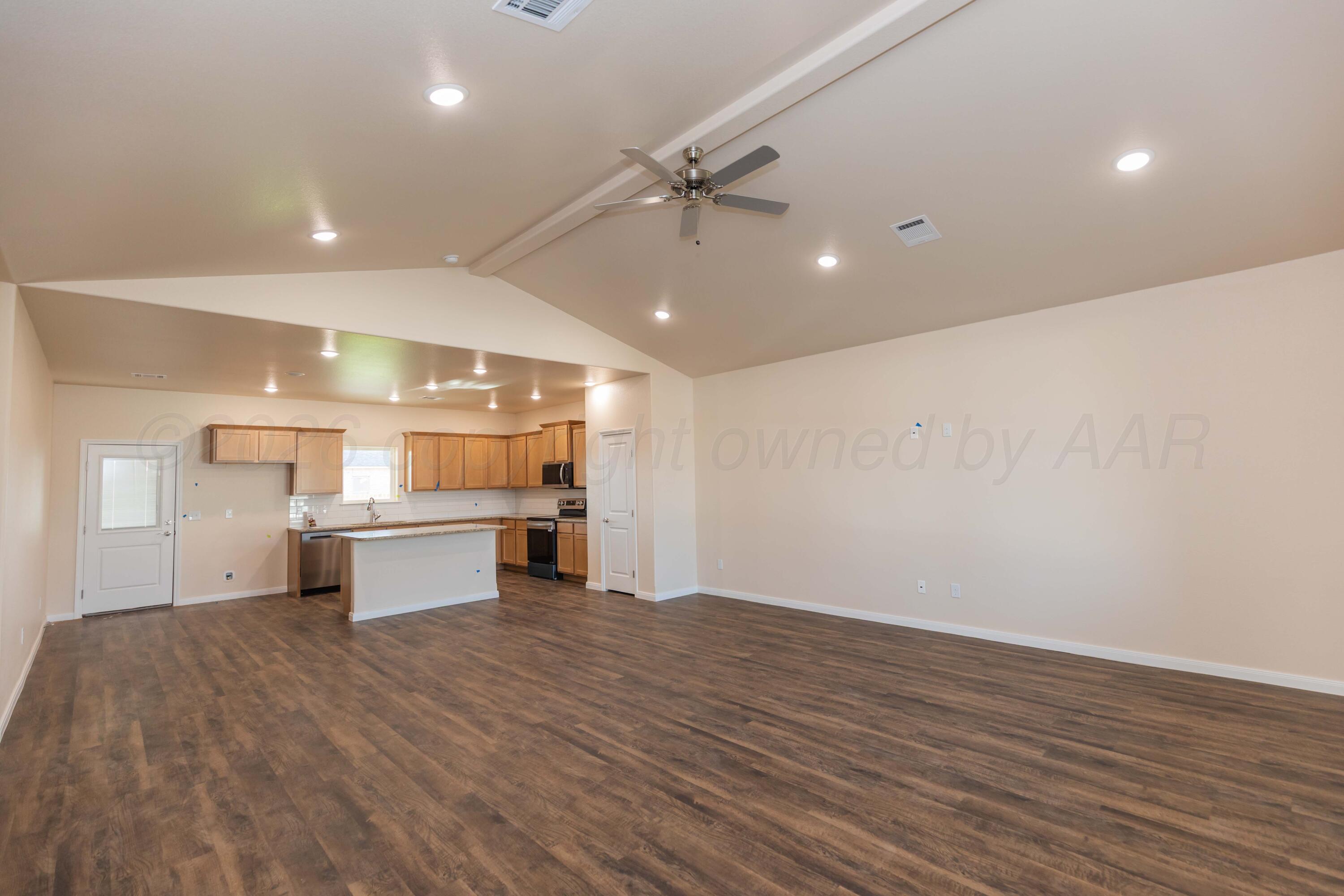 7517 Beck Drive Property Photo 3