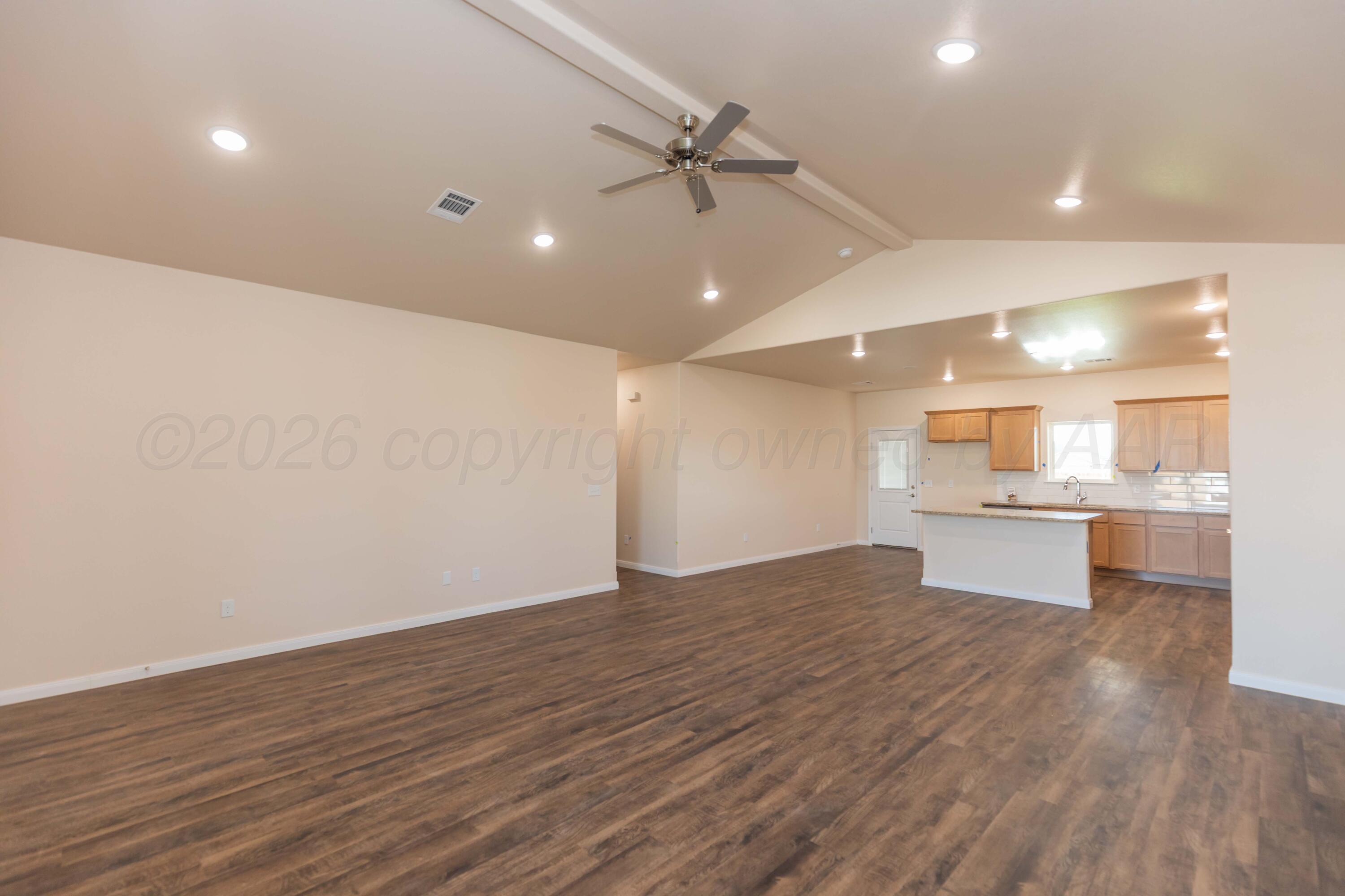 7517 Beck Drive Property Photo 4