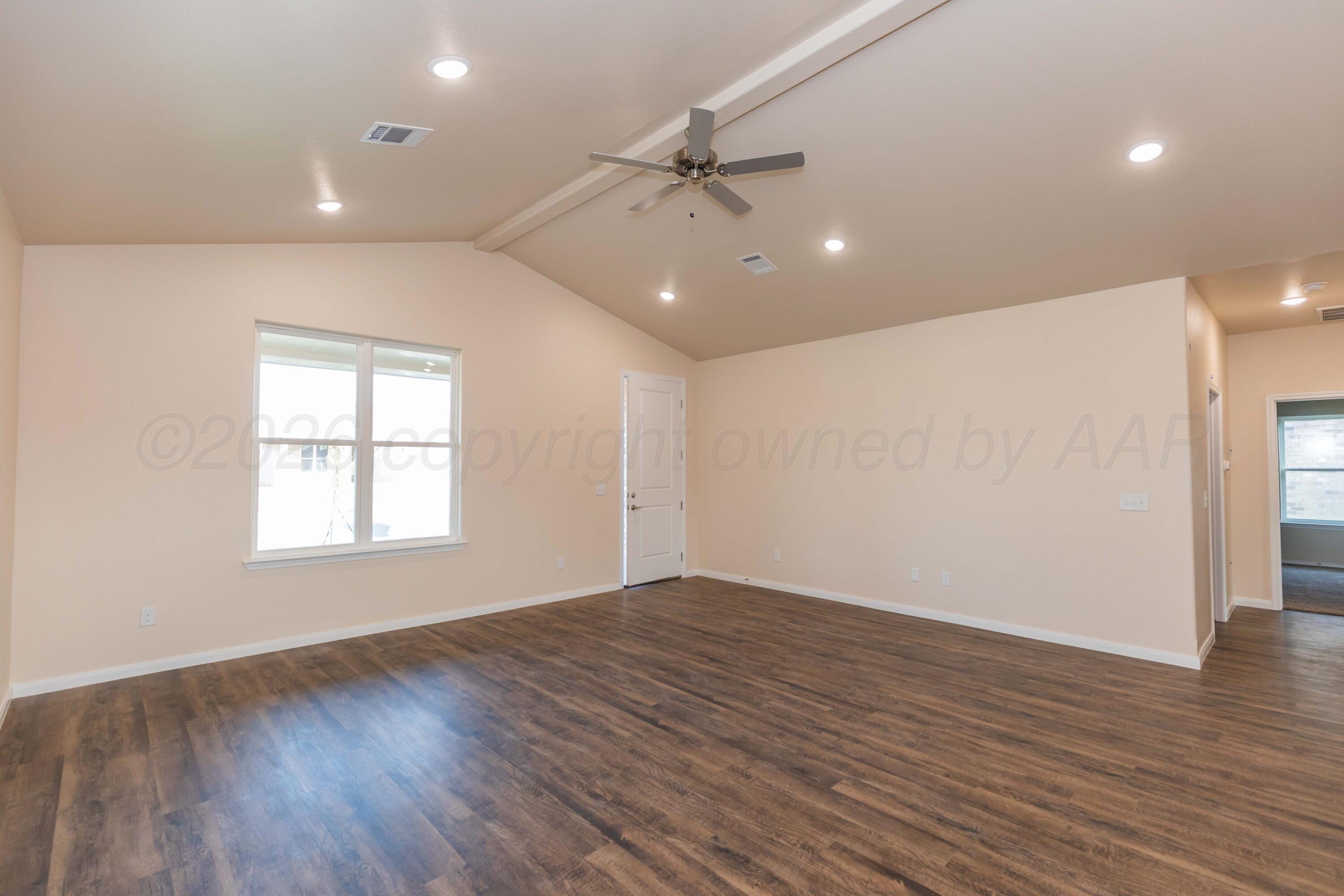 7517 Beck Drive Property Photo 5