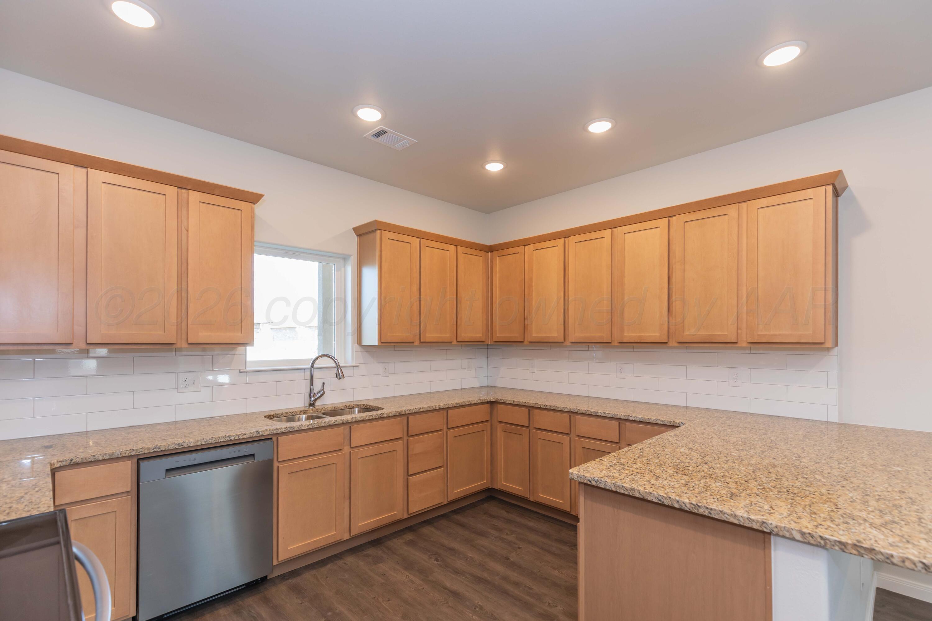 7601 Beck Drive Property Photo 10
