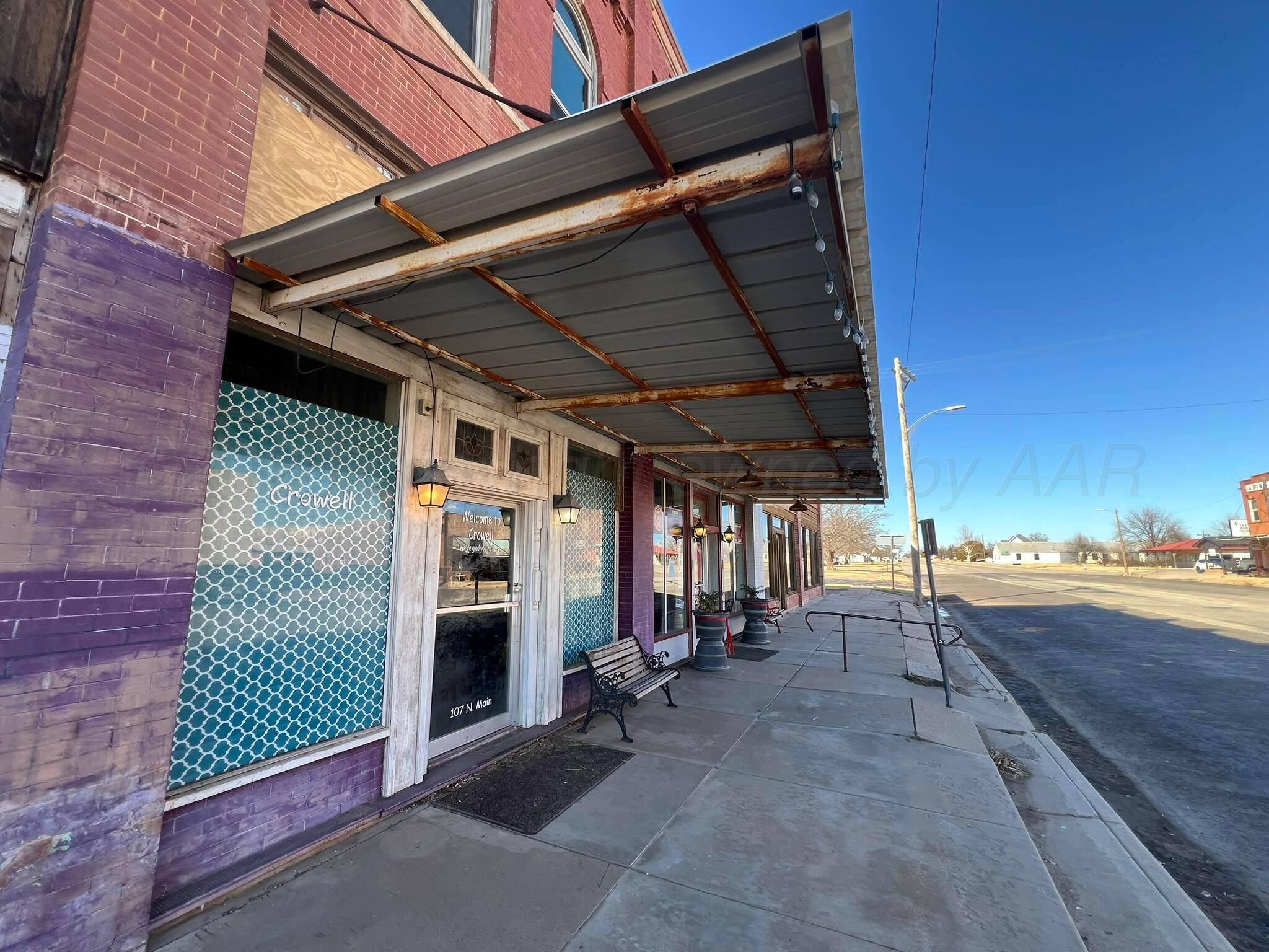 109 N Main Street Property Photo 2