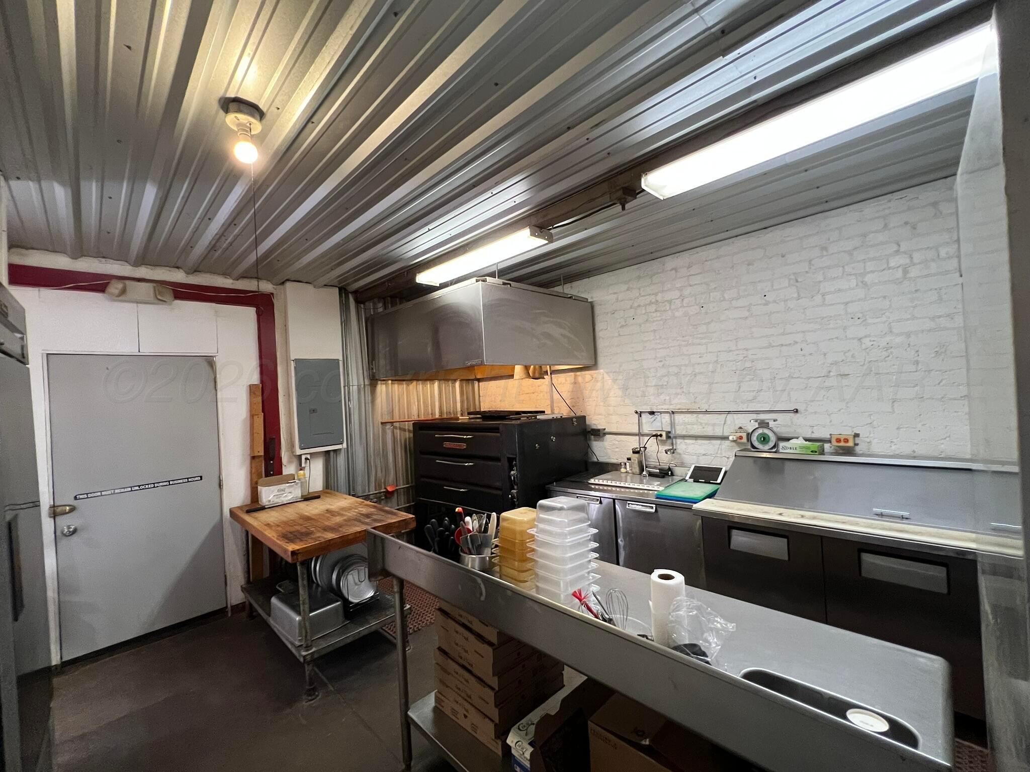 109 N Main Street Property Photo 15
