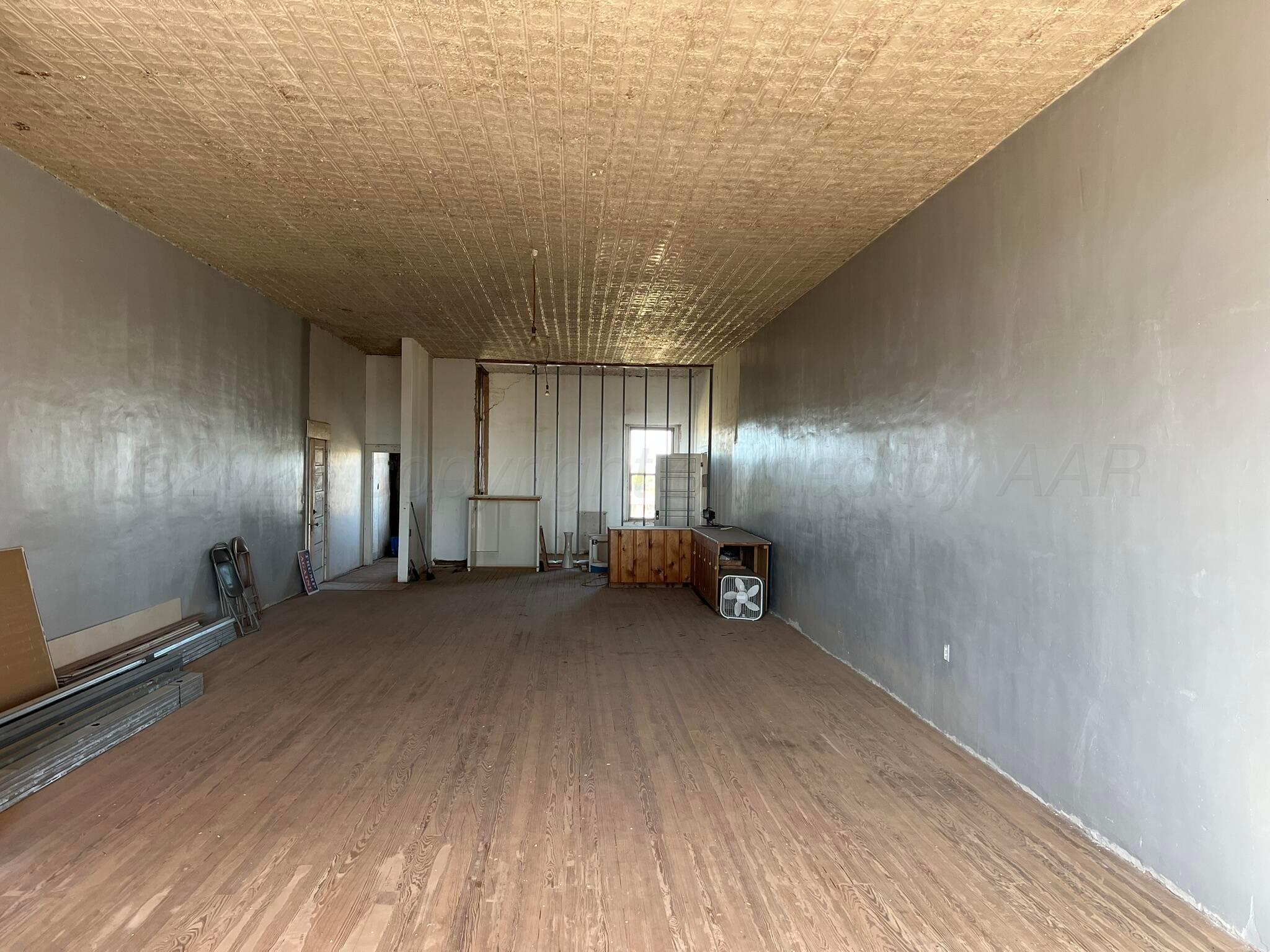 109 N Main Street Property Photo 37