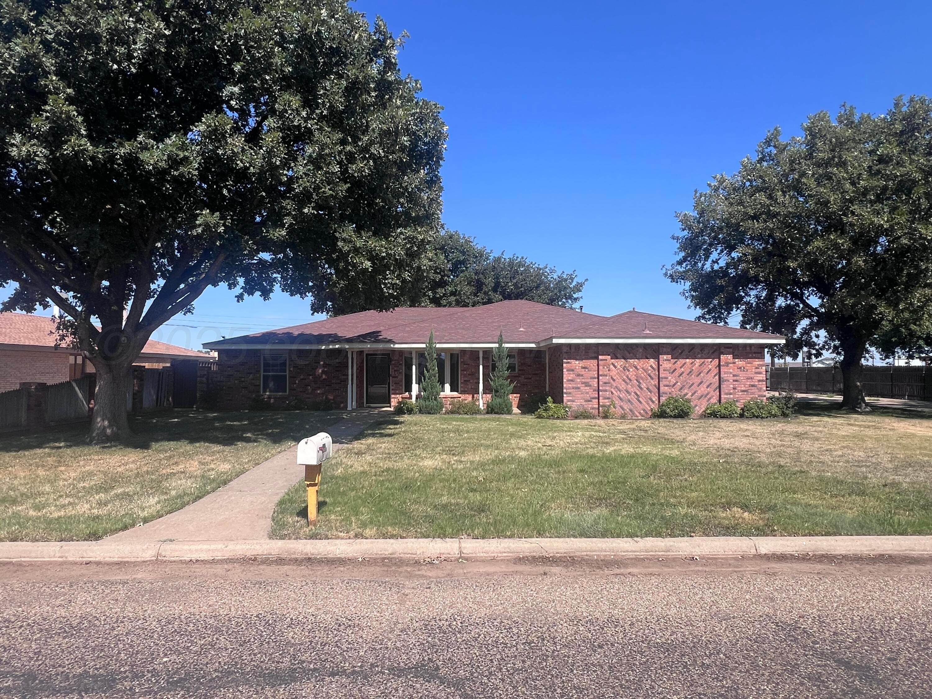 807 Arrah Avenue Property Photo 1