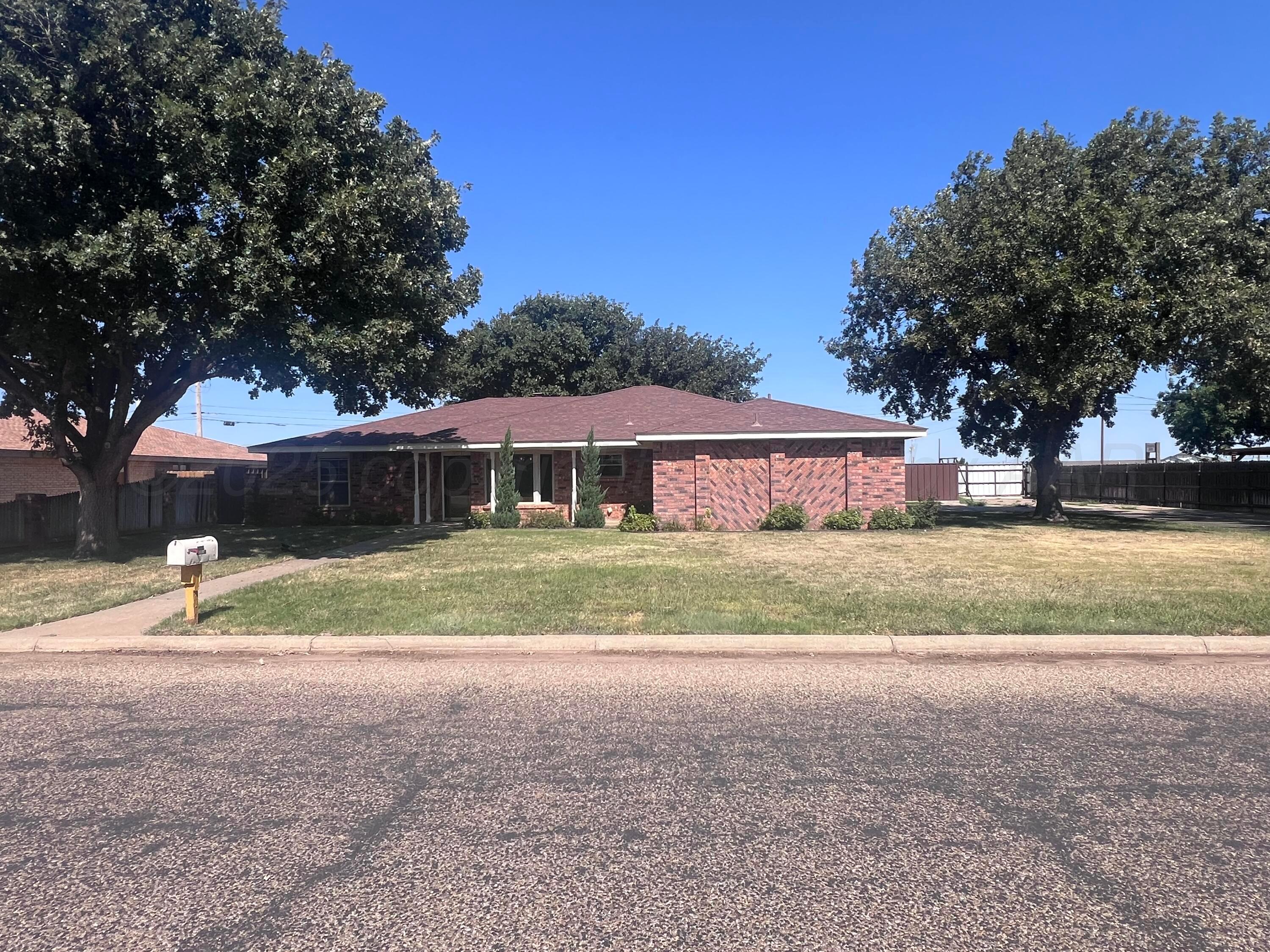 807 Arrah Avenue Property Photo 2