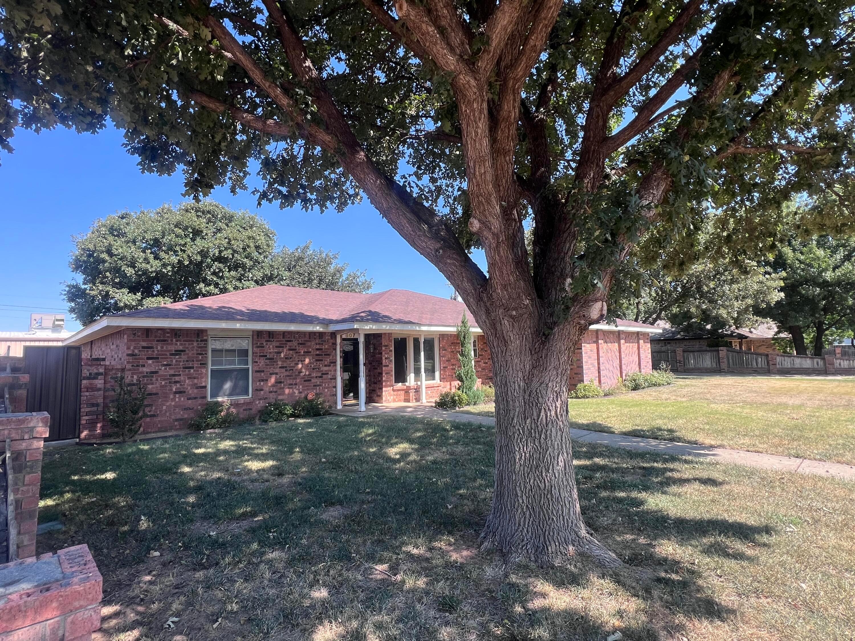 807 Arrah Avenue Property Photo 4