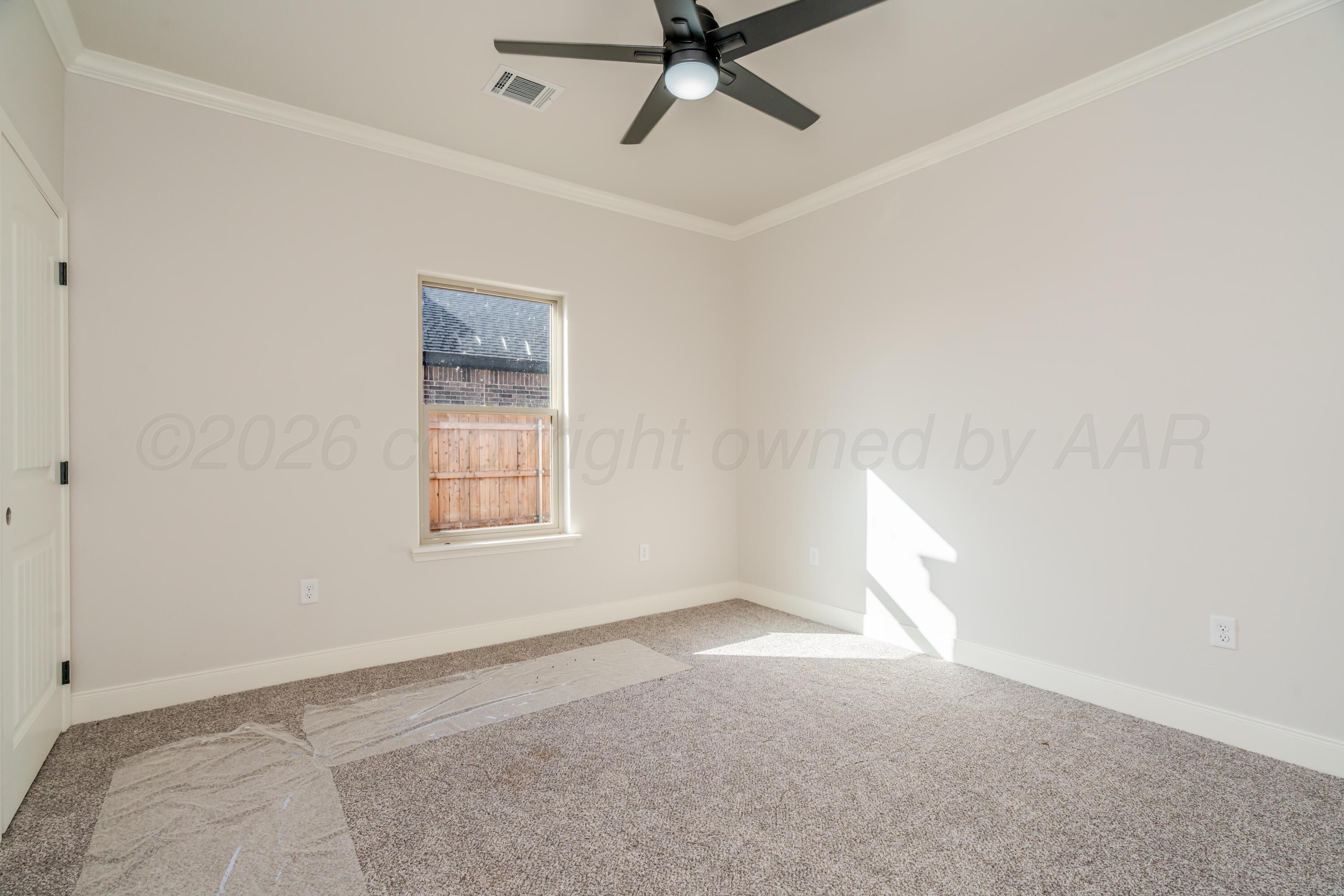1734 Northridge Street Property Photo 8