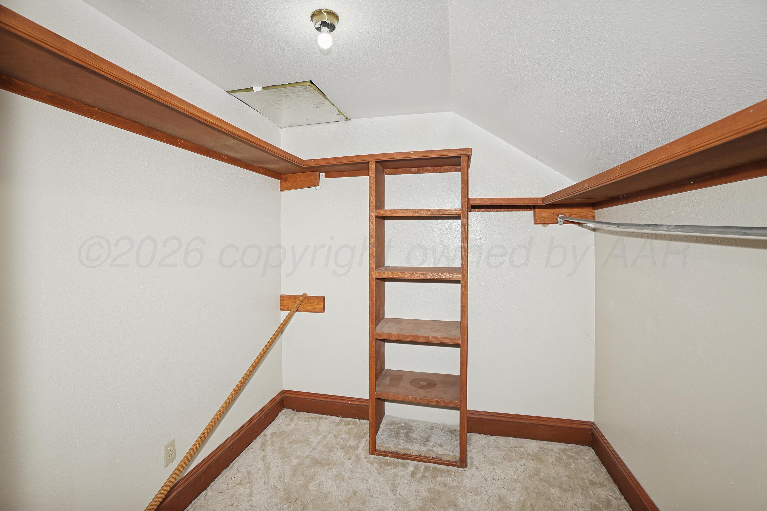 500 N Girl Scout Road Property Photo 28